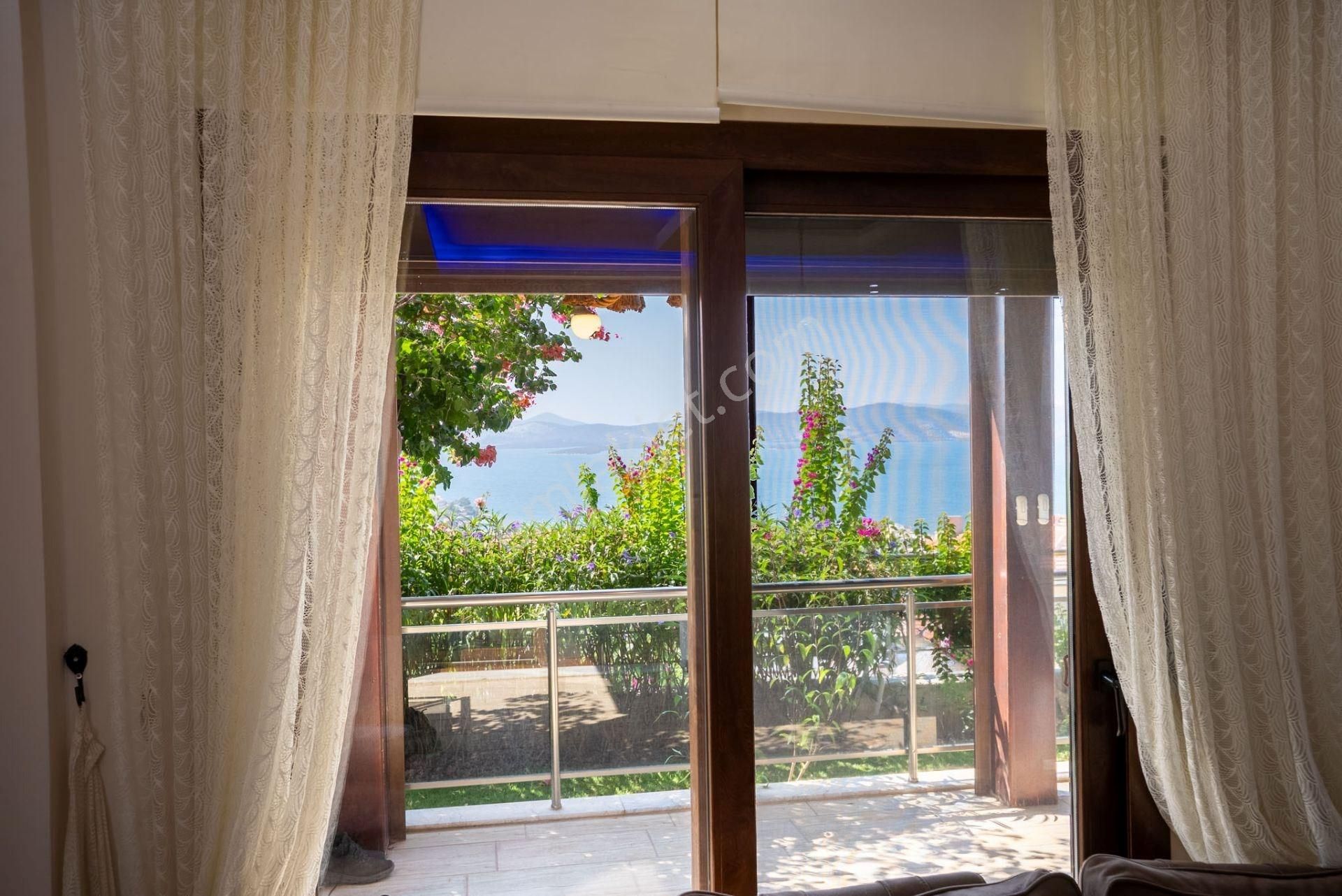 Cb Marina'dan Güllük'te Panaromik Deniz Manzaralı 3+1 Bahçe Katı - Görsel 16