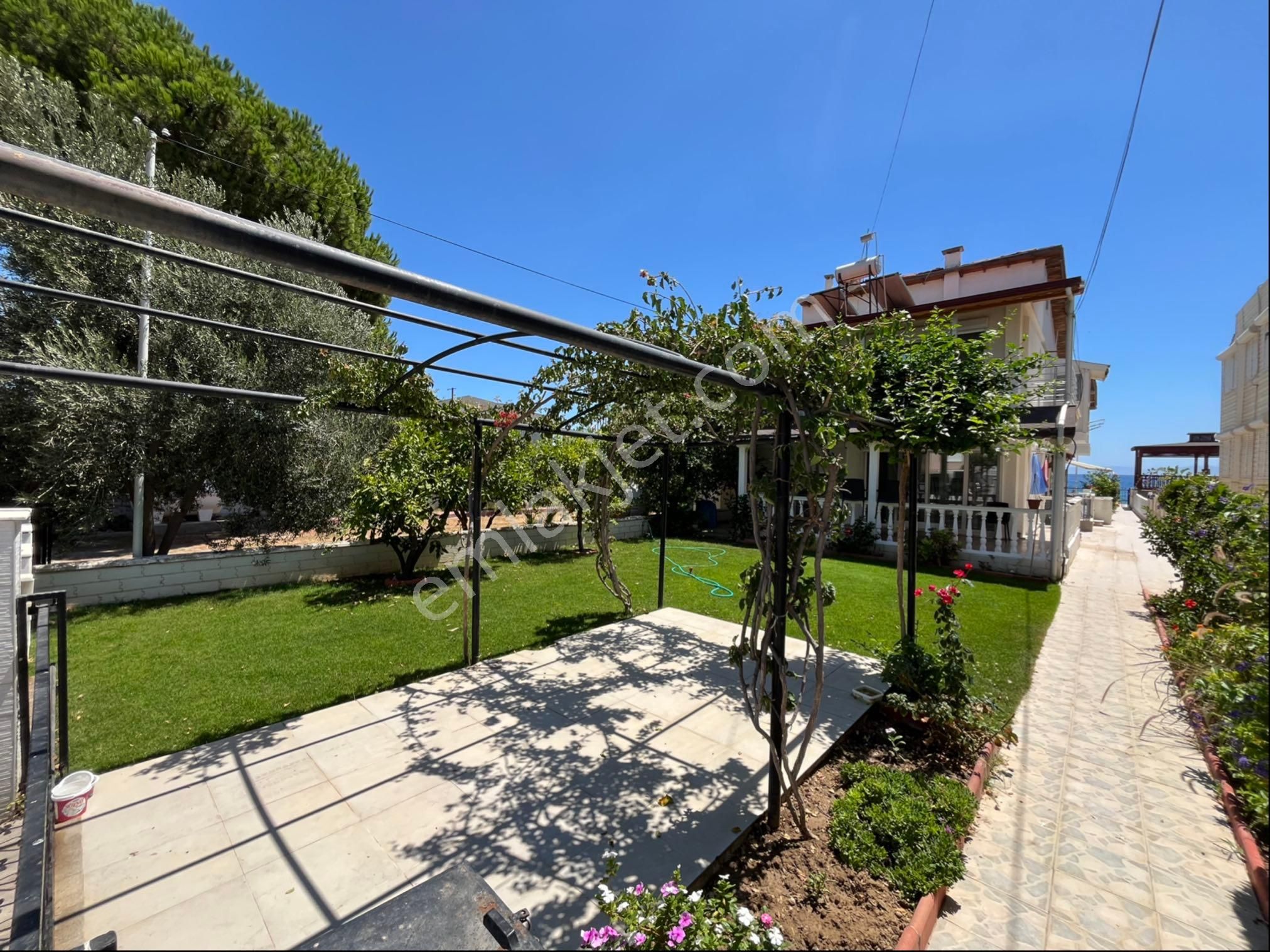 Özderede Denize Sıfır Müstakil Bahçeli Villa - Görsel 13