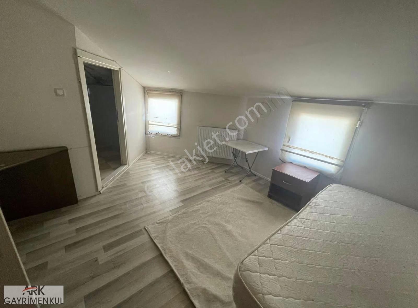 Merkez'de Fırsat! 3 Adet Satılık Daire 34.000 Tl Kira Getirili ! - Görsel 5