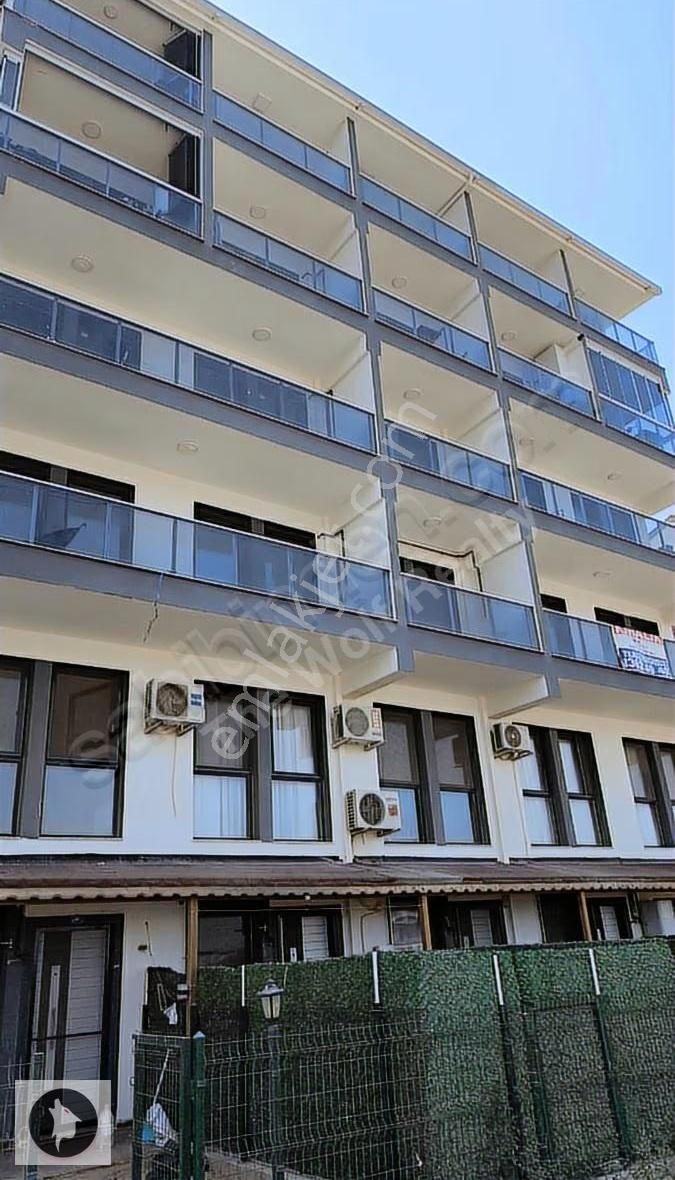 Menemen Seyrekte Satılık Daire 1+1 Eşyalı Fırsat Ara Kat