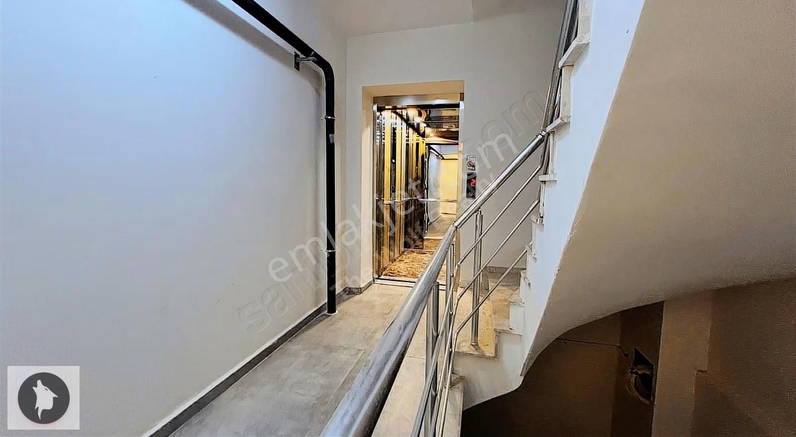 Menemen Seyrekte Satılık Daire 1+1 Eşyalı Fırsat Ara Kat - Görsel 15