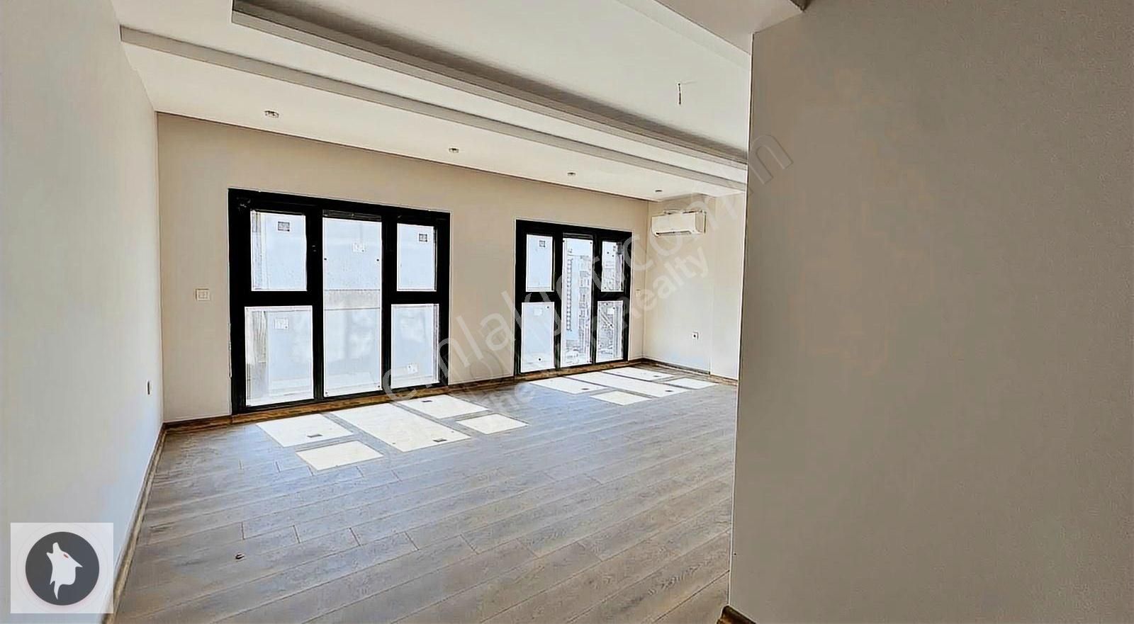 Çiğli Yeni Mahallede Merkezi Konumda Satılık Sıfır 3+1 Daire - Görsel 3