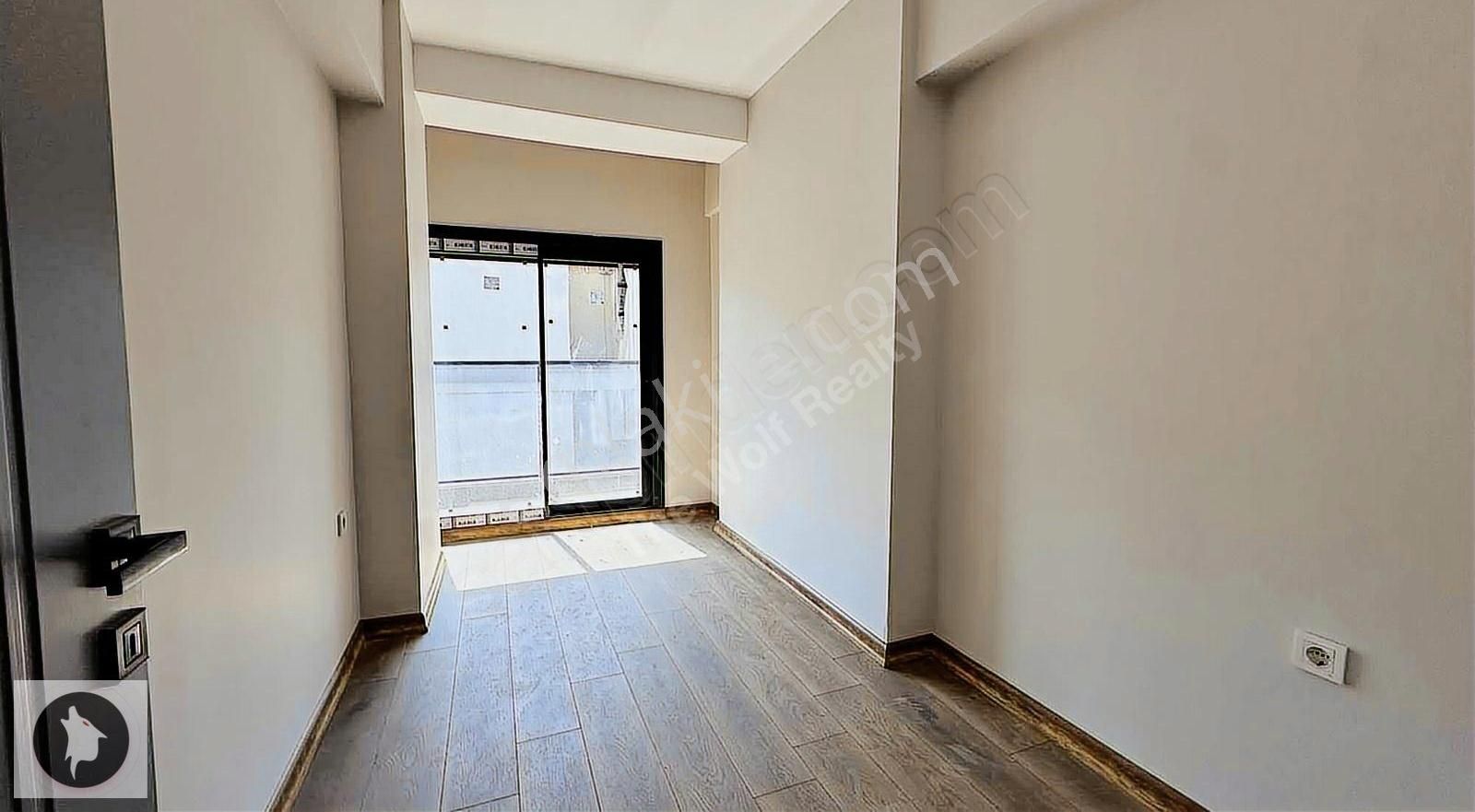 Çiğli Yeni Mahallede Merkezi Konumda Satılık Sıfır 3+1 Daire - Görsel 6