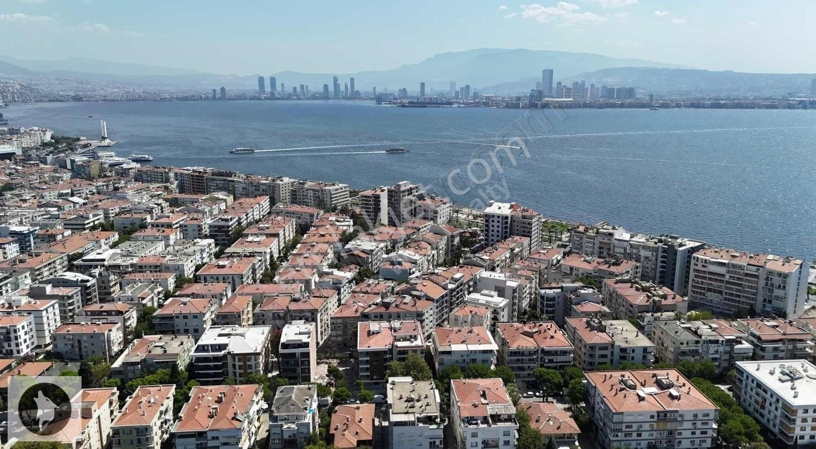 Karşıyaka Aksoyda Denize 100 Metre Satılık 4+1 Dubleks Daire