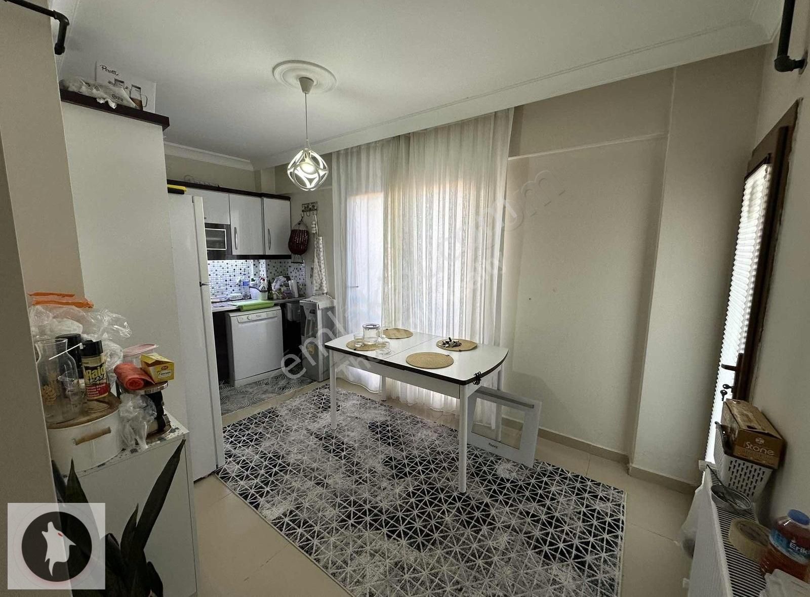 Karşıyaka Şemikler Mah. 3+1 Geniş Daire - Görsel 6