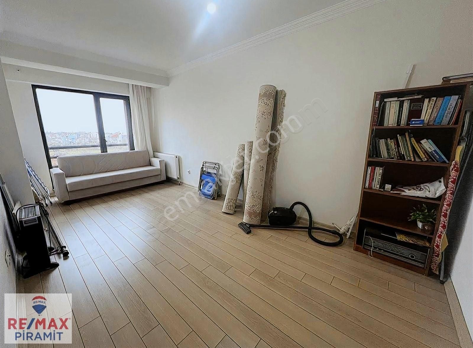 Lapseki'de Deniz Manzaralı Fırsat Geniş 2+1 Daire - Görsel 4