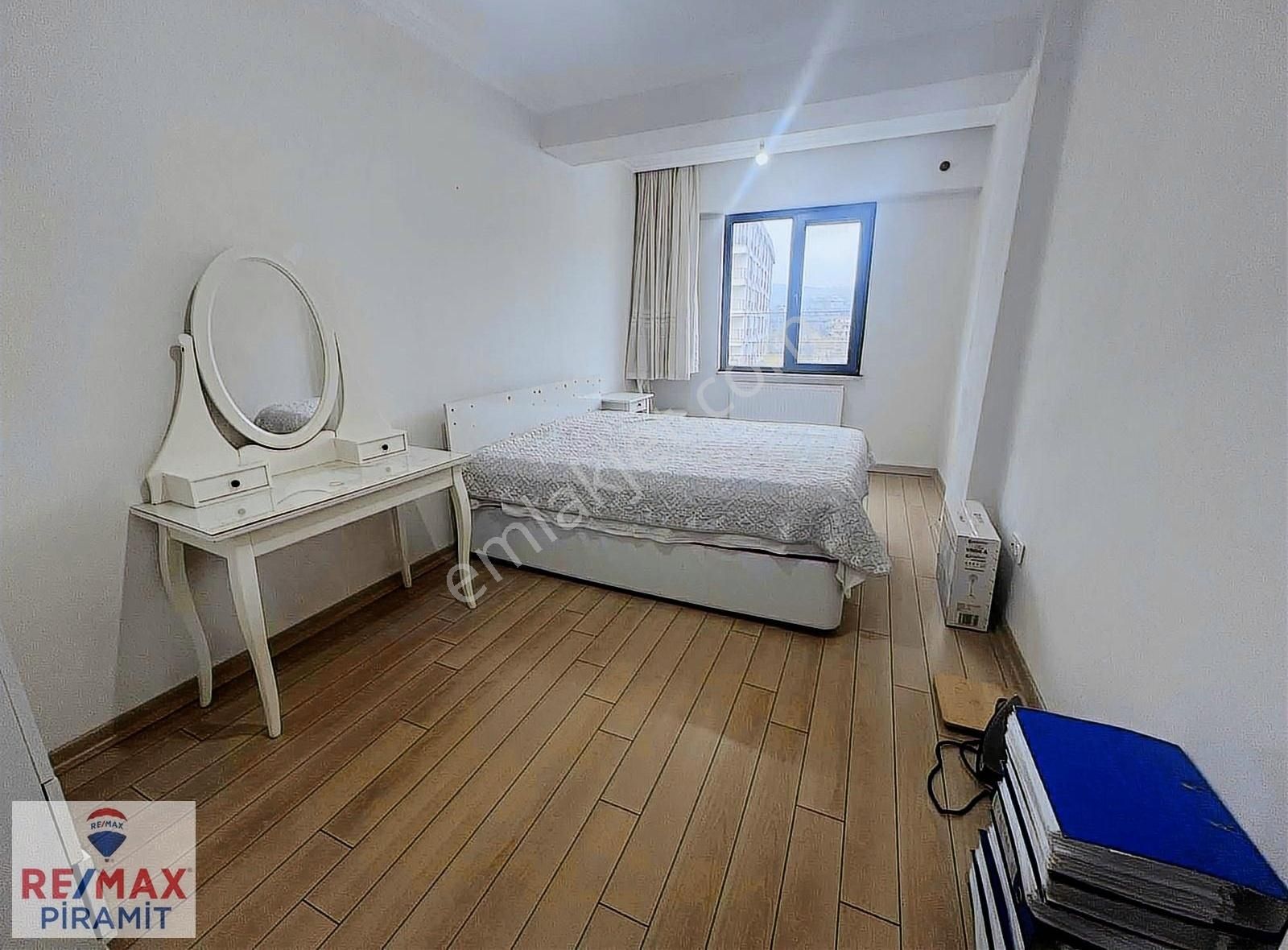 Lapseki'de Deniz Manzaralı Fırsat Geniş 2+1 Daire - Görsel 14