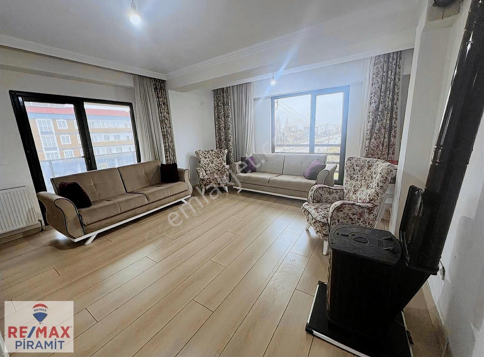 Lapseki'de Deniz Manzaralı Fırsat Geniş 2+1 Daire - Görsel 8