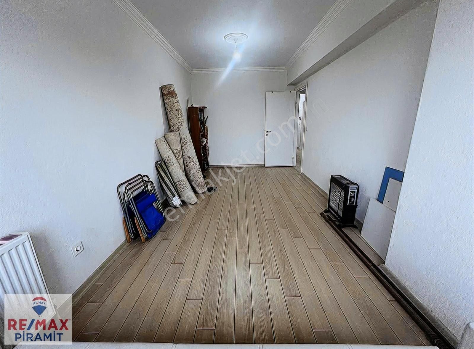 Lapseki'de Deniz Manzaralı Fırsat Geniş 2+1 Daire - Görsel 17