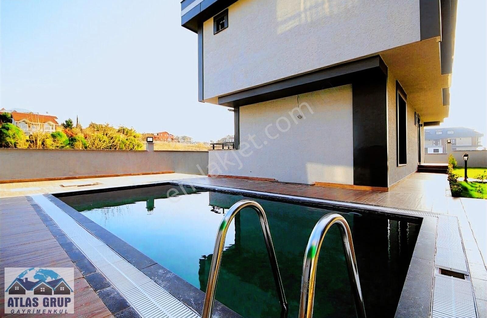 Beylikdüzü Gürpınar Da Emsallerinin Altında Fiyata 5+2 Villa - Görsel 6