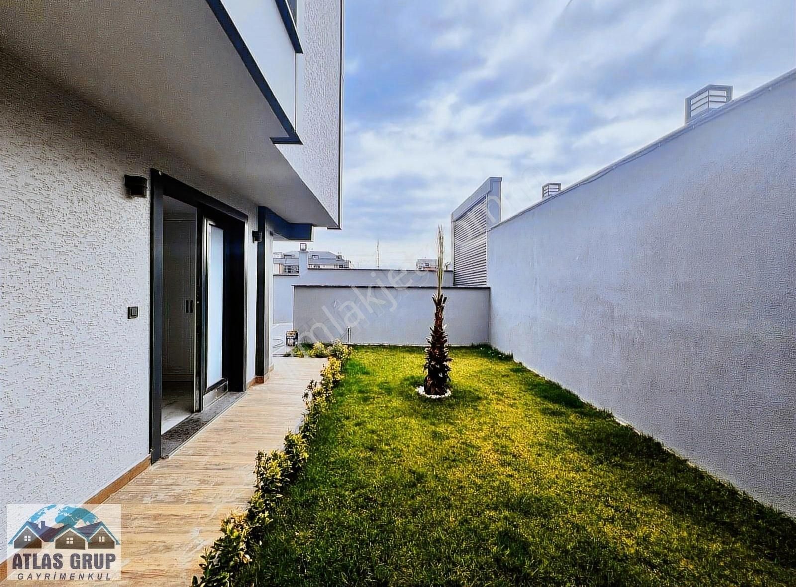 Beylikdüzü Gürpınar Da Emsallerinin Altında Fiyata 5+2 Villa - Görsel 20