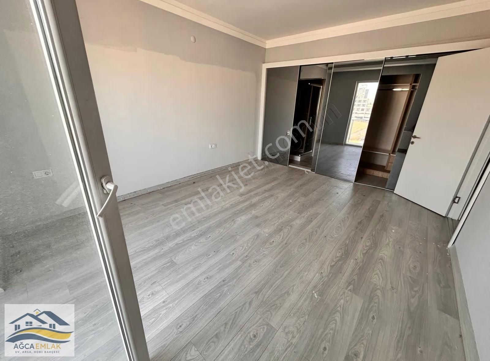 Göksu Arkası Geniş Giyinme Odalı 4+1 - Görsel 23