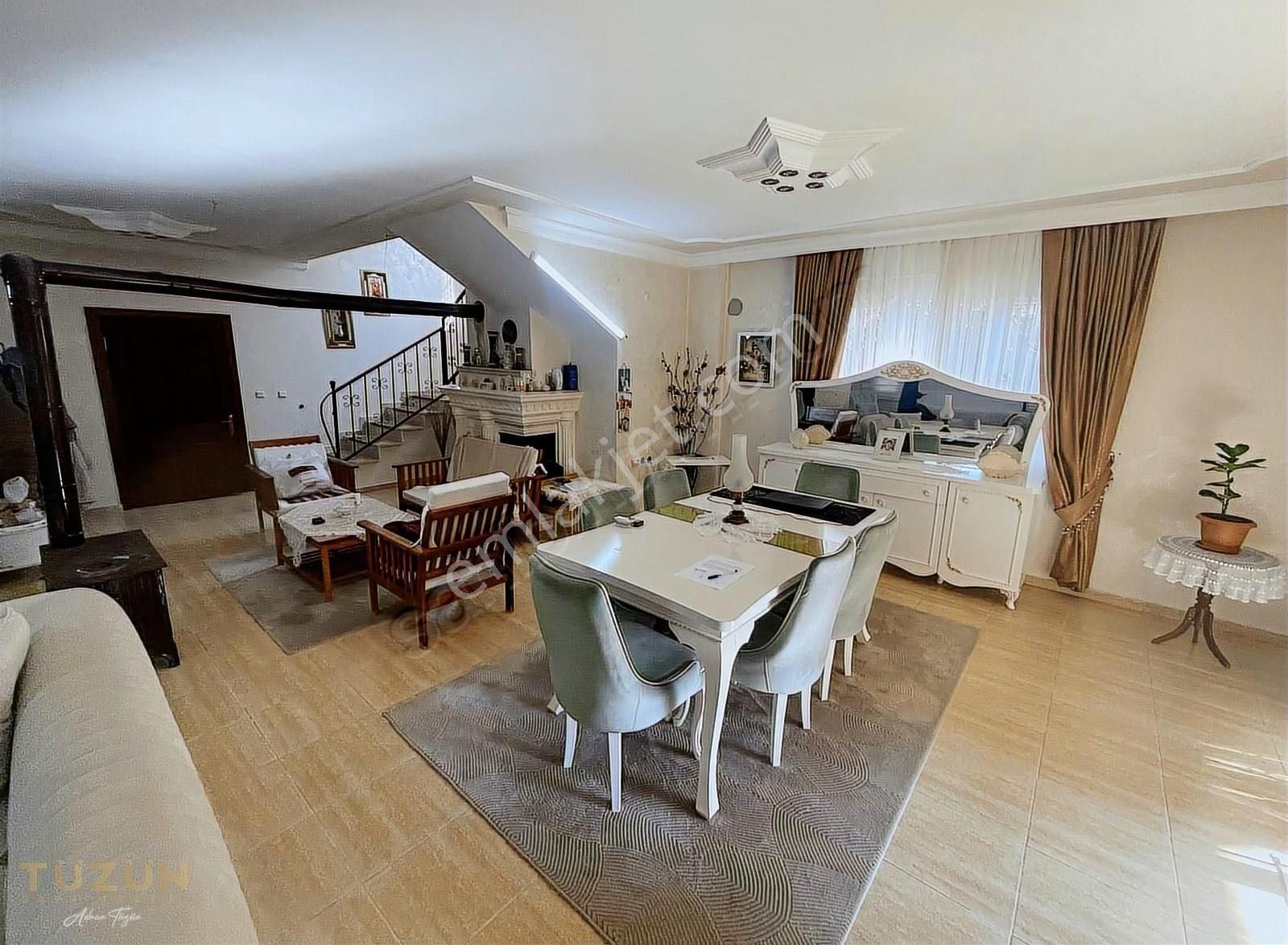 Tüzün'den Kuyuluk'ta Site İçerisinde 4+1 Satılık Tripleks Villa - Görsel 18