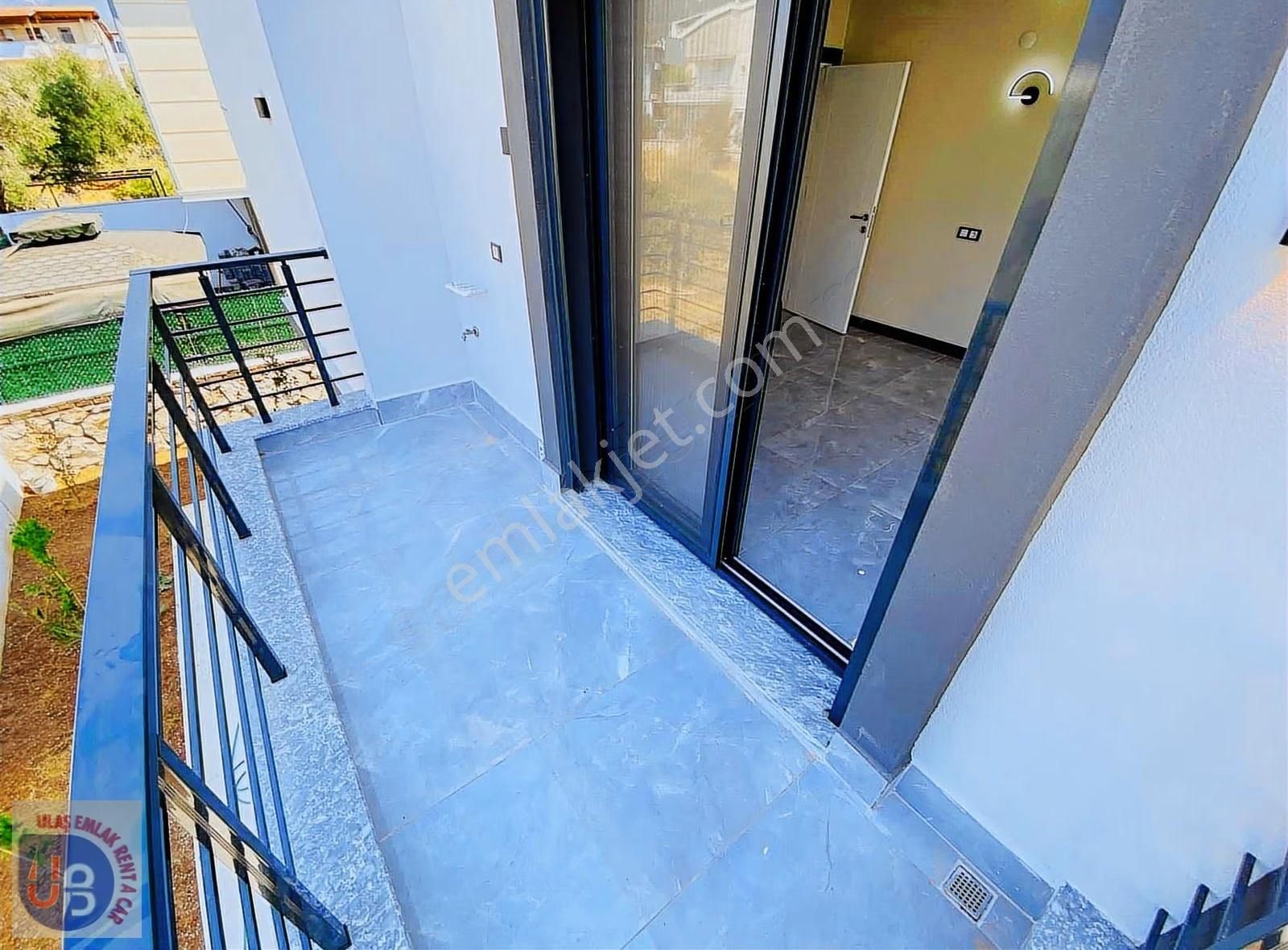 Didim Akbük Merkezde 3 + 1 Tam Müstakil Havuzlu Villa - Görsel 10