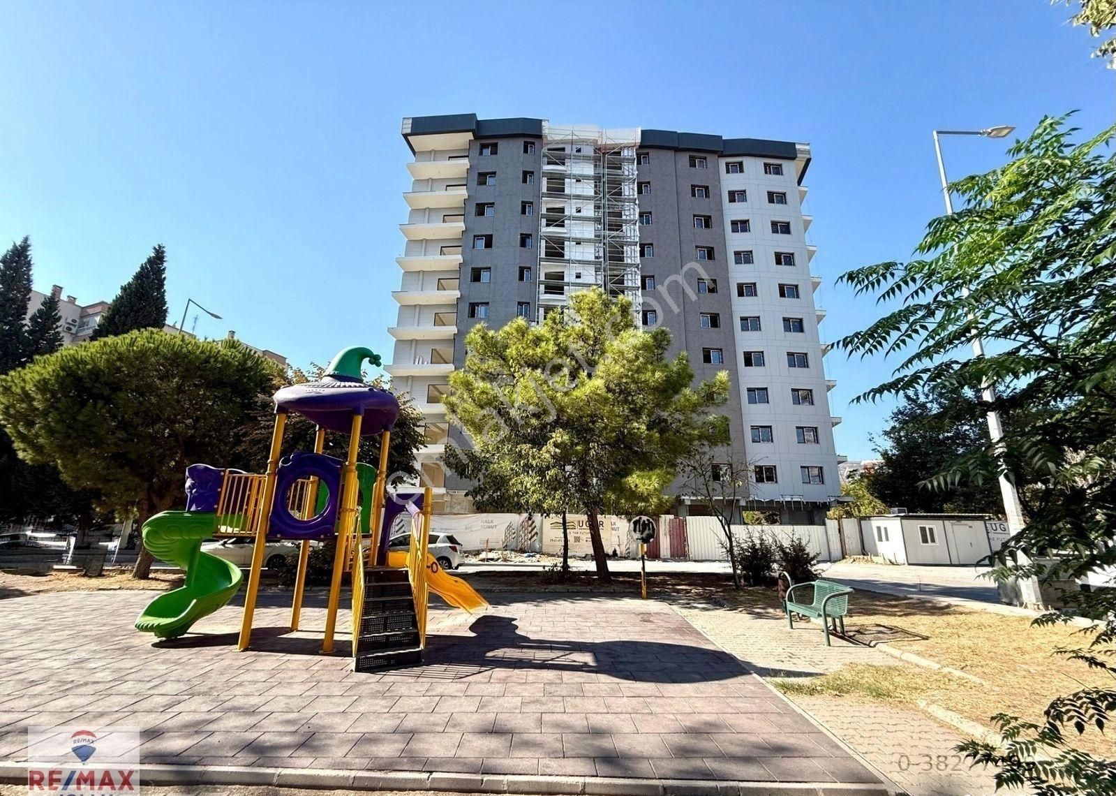 Manavkuyu Mahallesi Yüzbaşı İbrahim Hakkı Caddesi 3+1 Satılık - Görsel 9