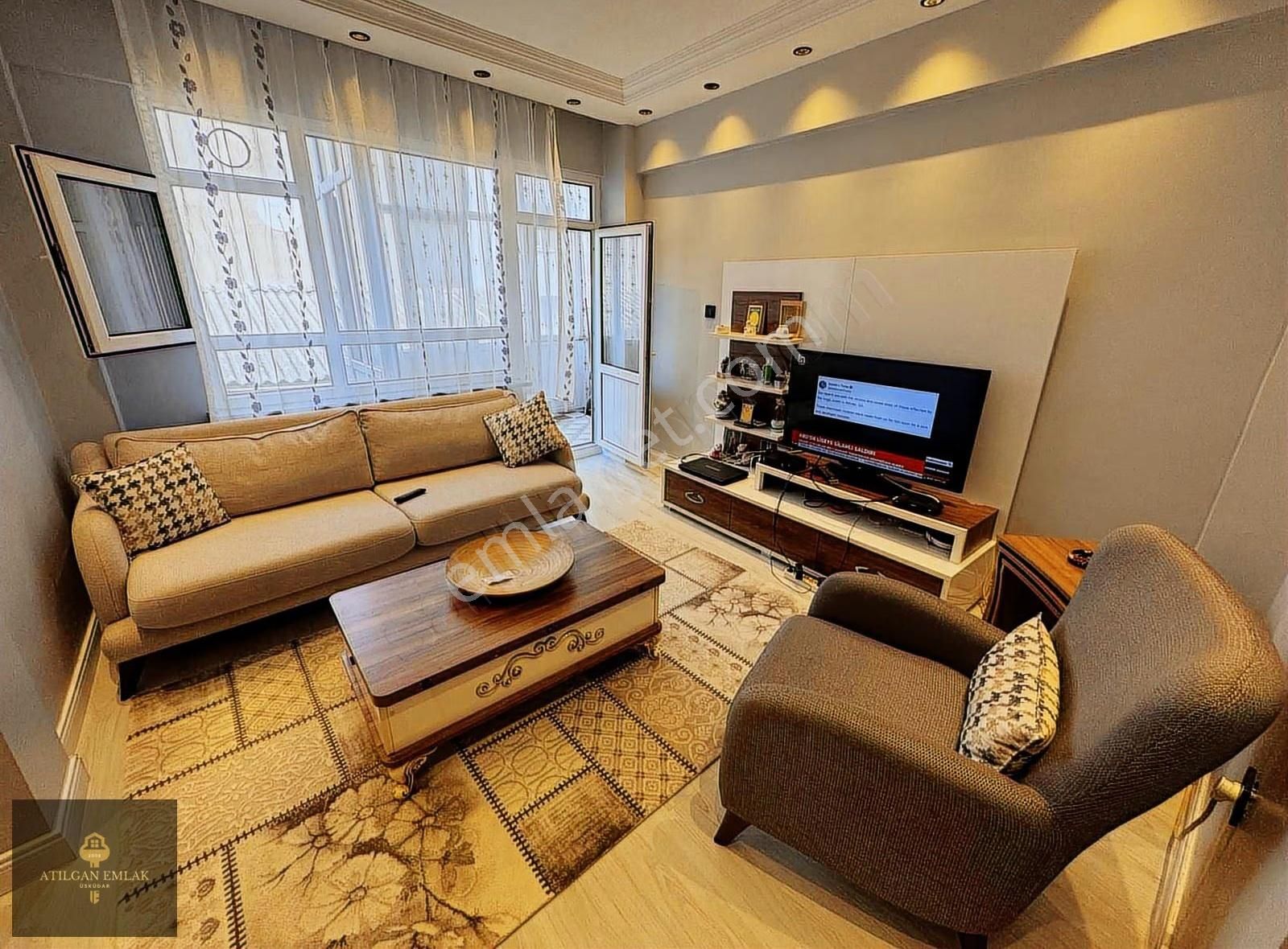 Üsküdar Zeynep Kamilde 2+1 Masrafsız Satılık Fırsat Daire