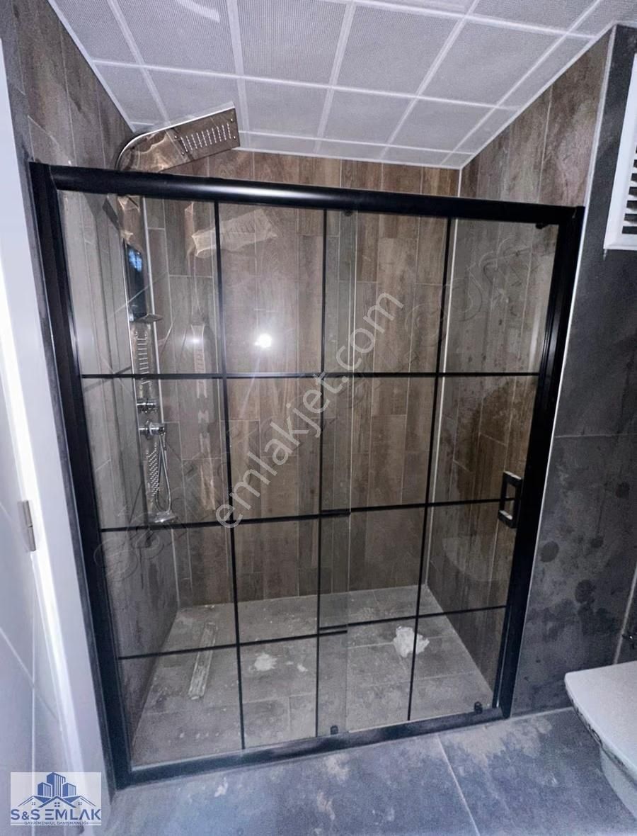 S&s Emlak'dan Sarımsaklı'da 2+1 Havuzlu Sitede Sıfır Daire - Görsel 12