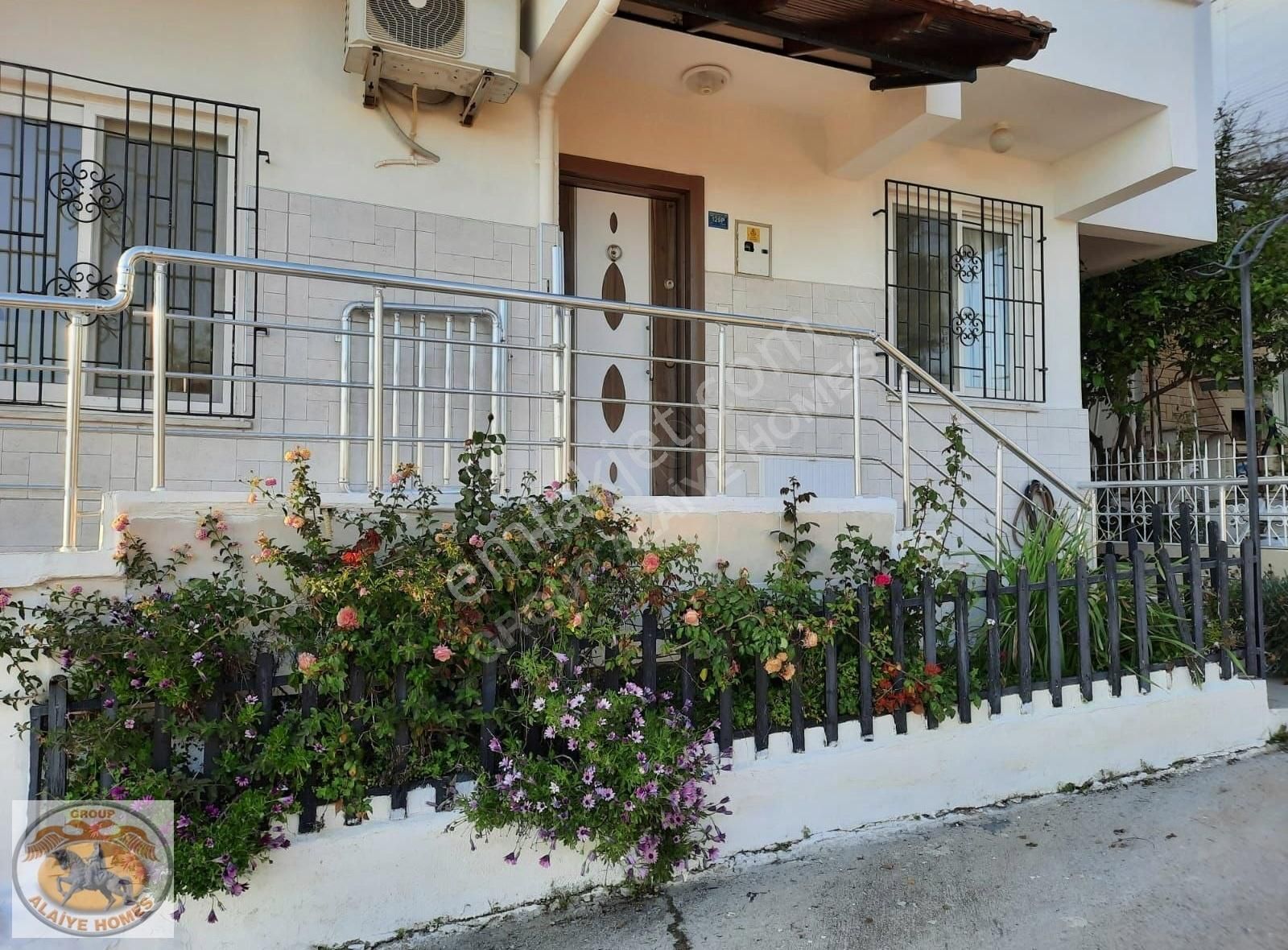 Deniz Ve Doğa Manzaralı Satılık 3+1 240 M2 Villa - Görsel 3