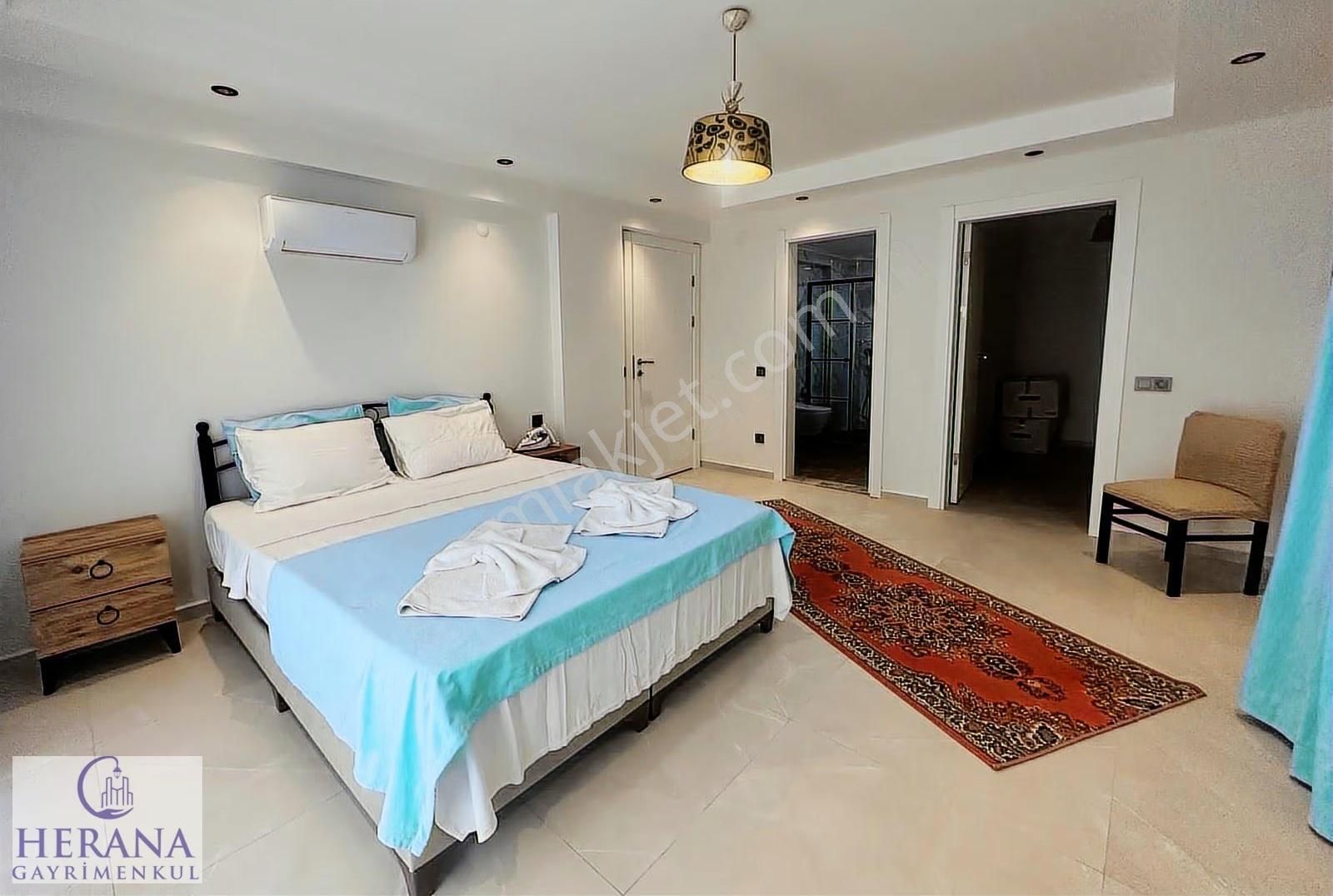 500m2 Arsa İçinde Denize Yakın 7+1 Müstakil Villa - Görsel 5