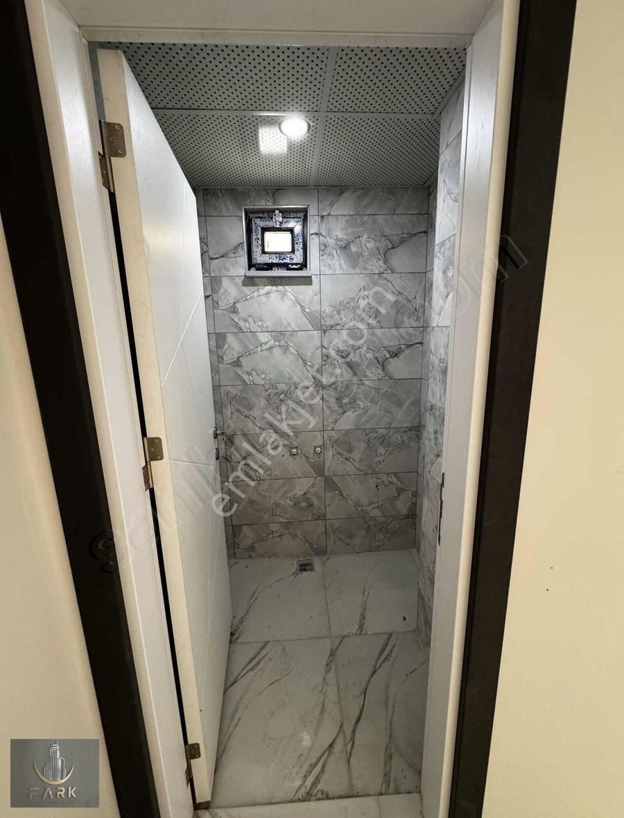 Otoparklı Lüks 3+1 Teras Balkonlu Yüksek Giriş Daire - Görsel 8