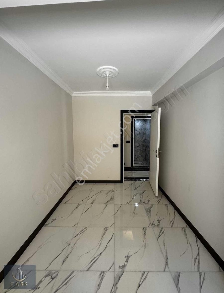 Otoparklı Lüks 3+1 Teras Balkonlu Yüksek Giriş Daire - Görsel 6