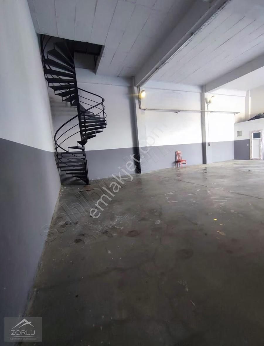 Zorlu Gayrimenkul'den Ticari Site İçerisinde 140+70 Kiralık - Görsel 8