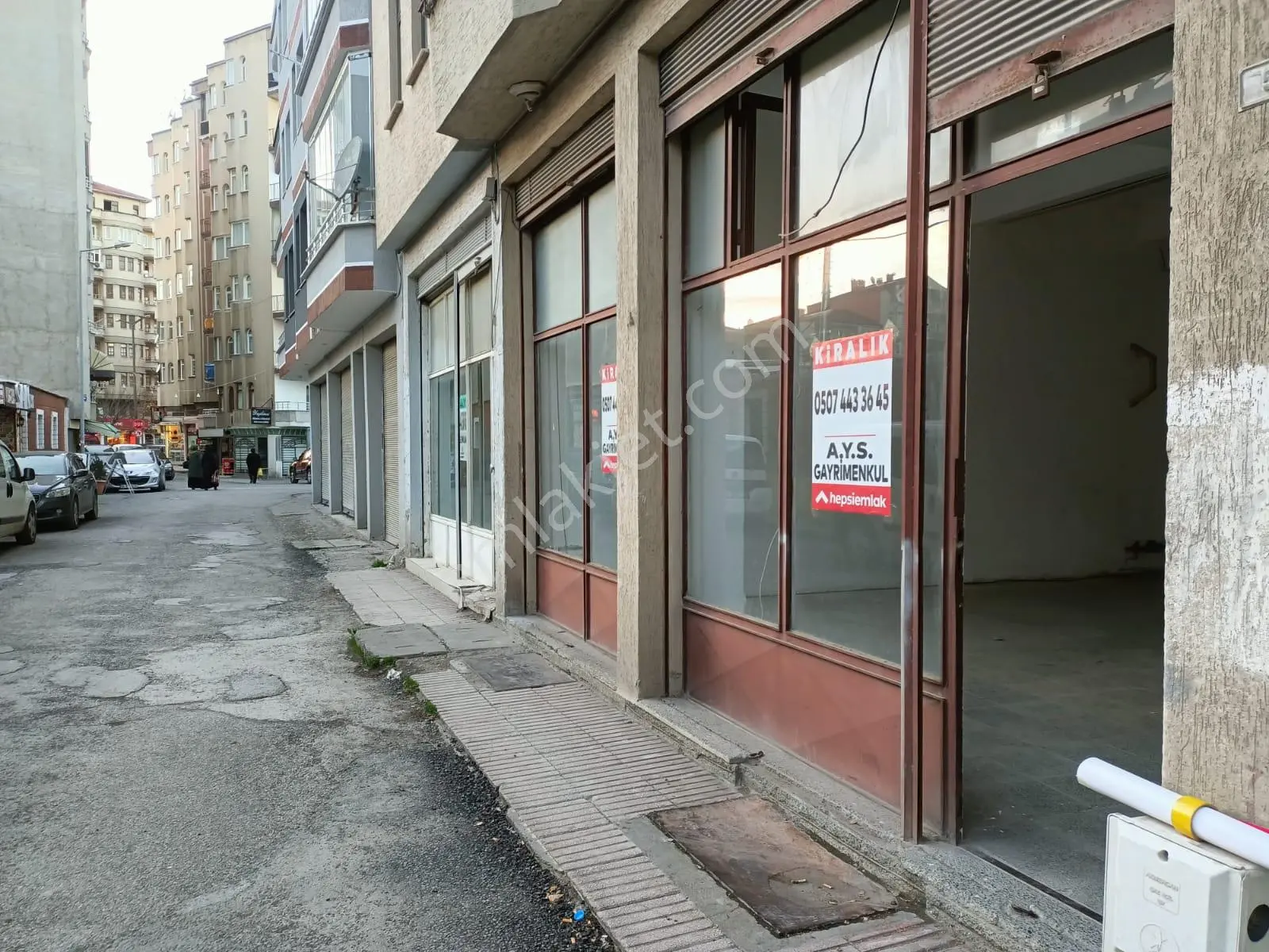 A.y.s. Gayrimenkul Dan Kiralık Dükkan - Görsel 2