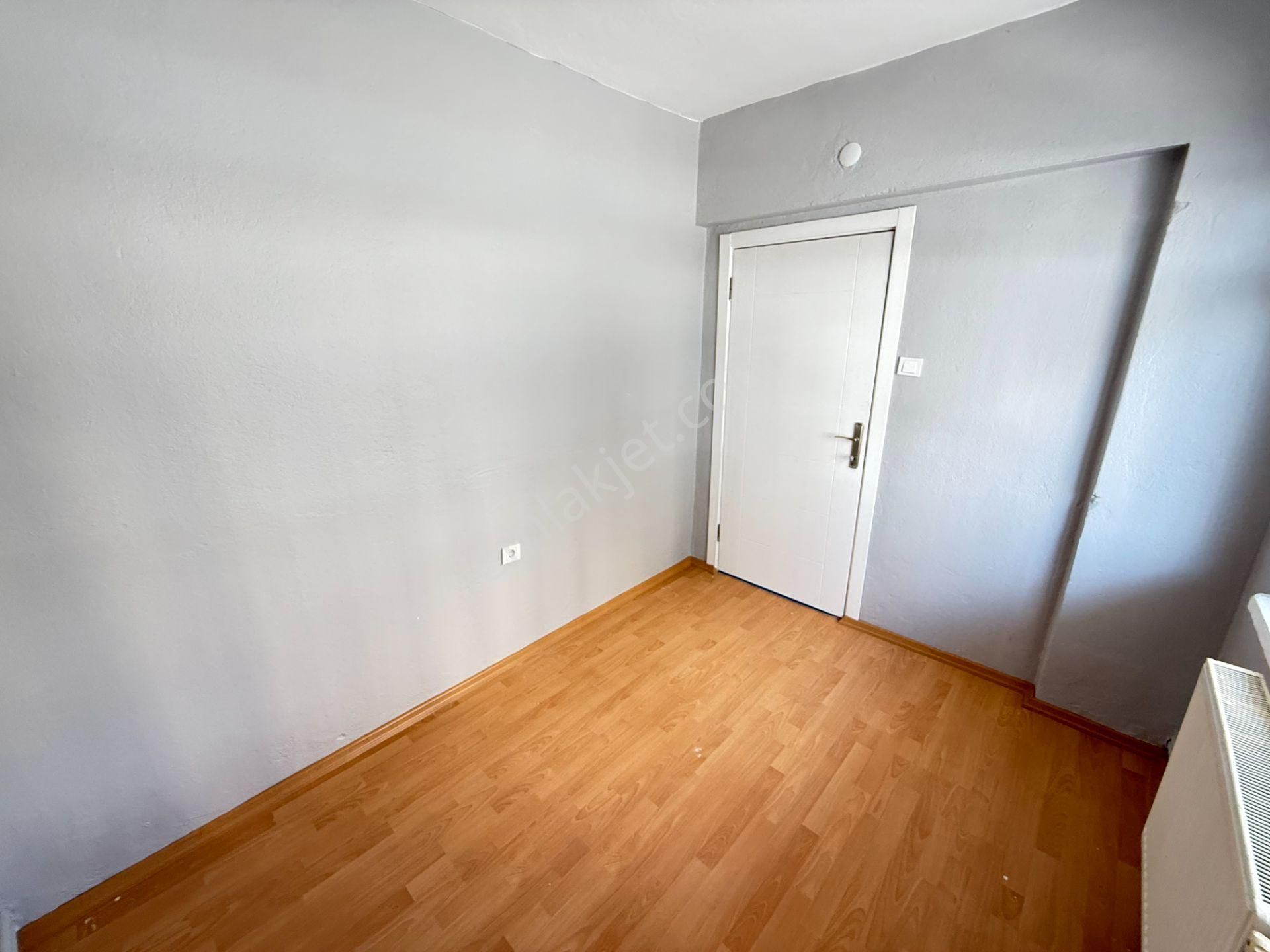 Bağcı Caddesi Üstün'de Yüksek Giriş Kat Konumun'da 3+1 Masrafsız - Görsel 21