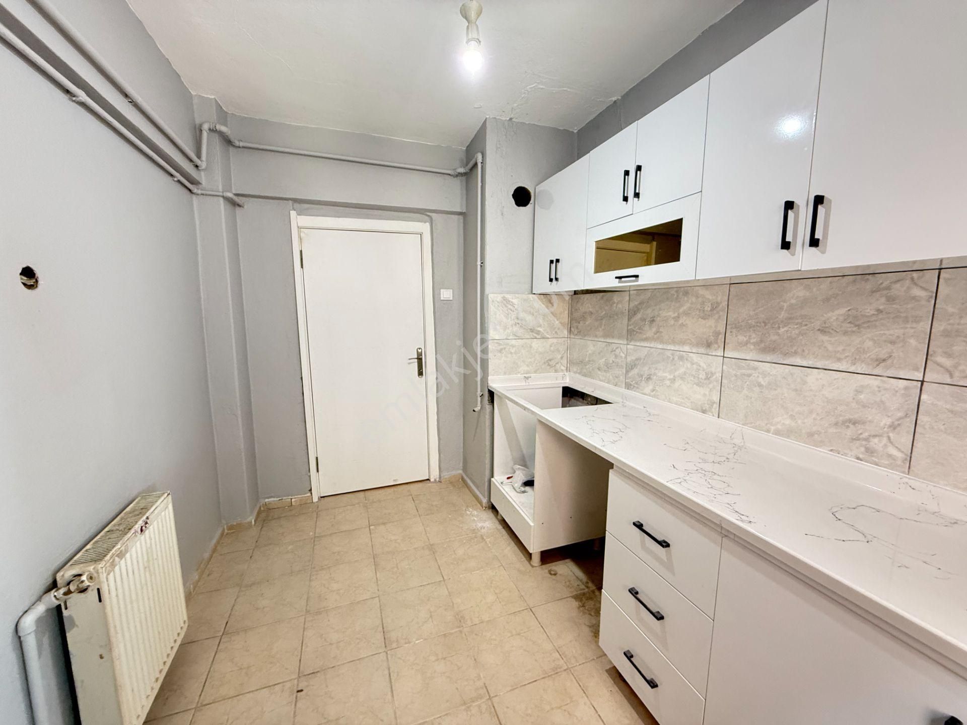 Bağcı Caddesi Üstün'de Yüksek Giriş Kat Konumun'da 3+1 Masrafsız - Görsel 7