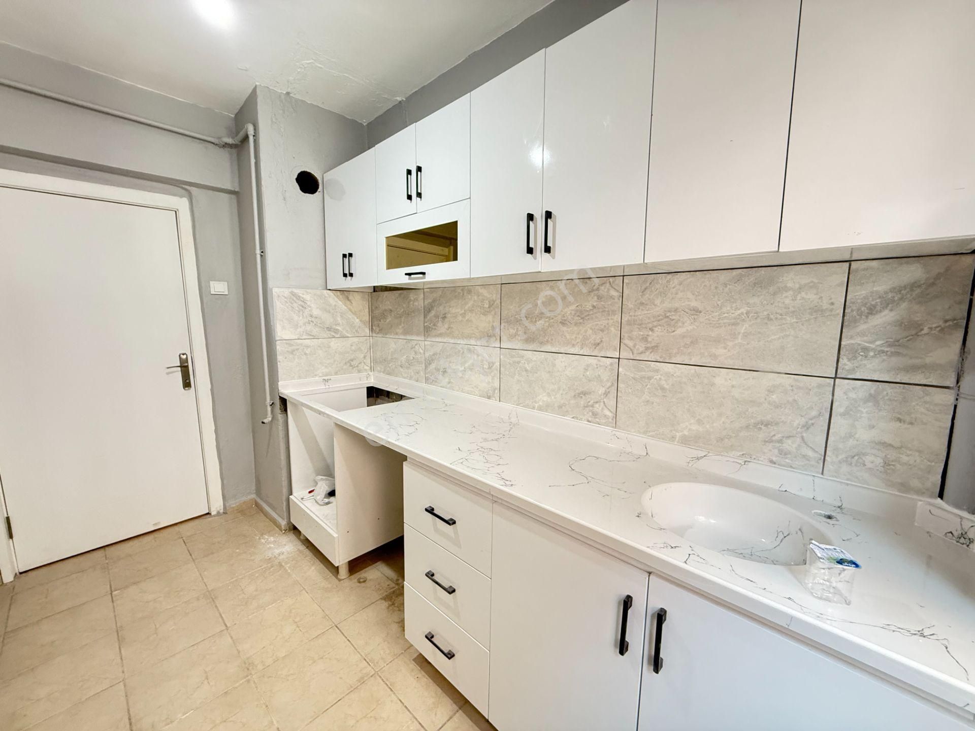 Bağcı Caddesi Üstün'de Yüksek Giriş Kat Konumun'da 3+1 Masrafsız - Görsel 9