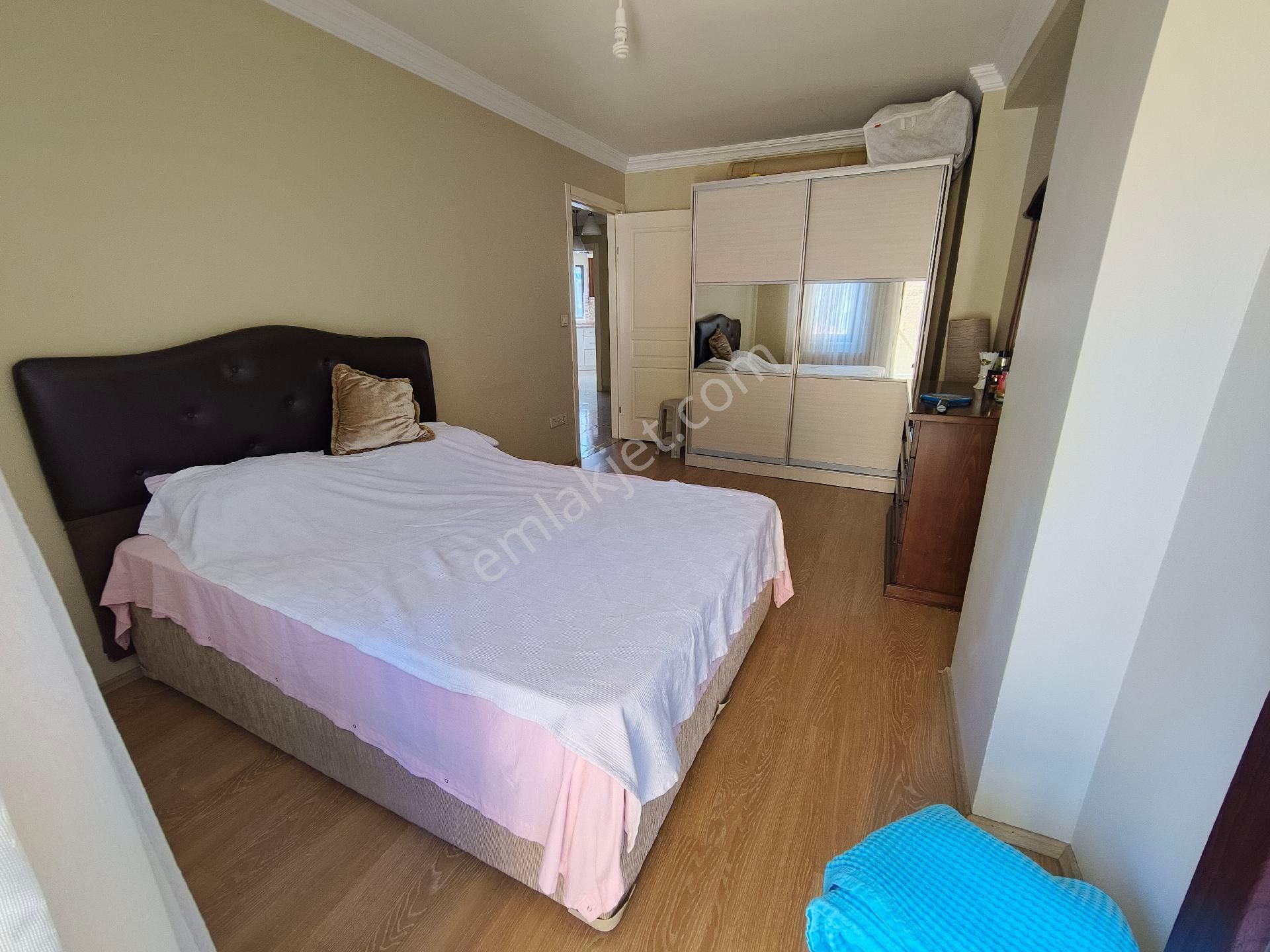 Güneyden Metroya Yakın 2+1.90m2 Oto Parklı Çift Balkonlu Daire - Görsel 20