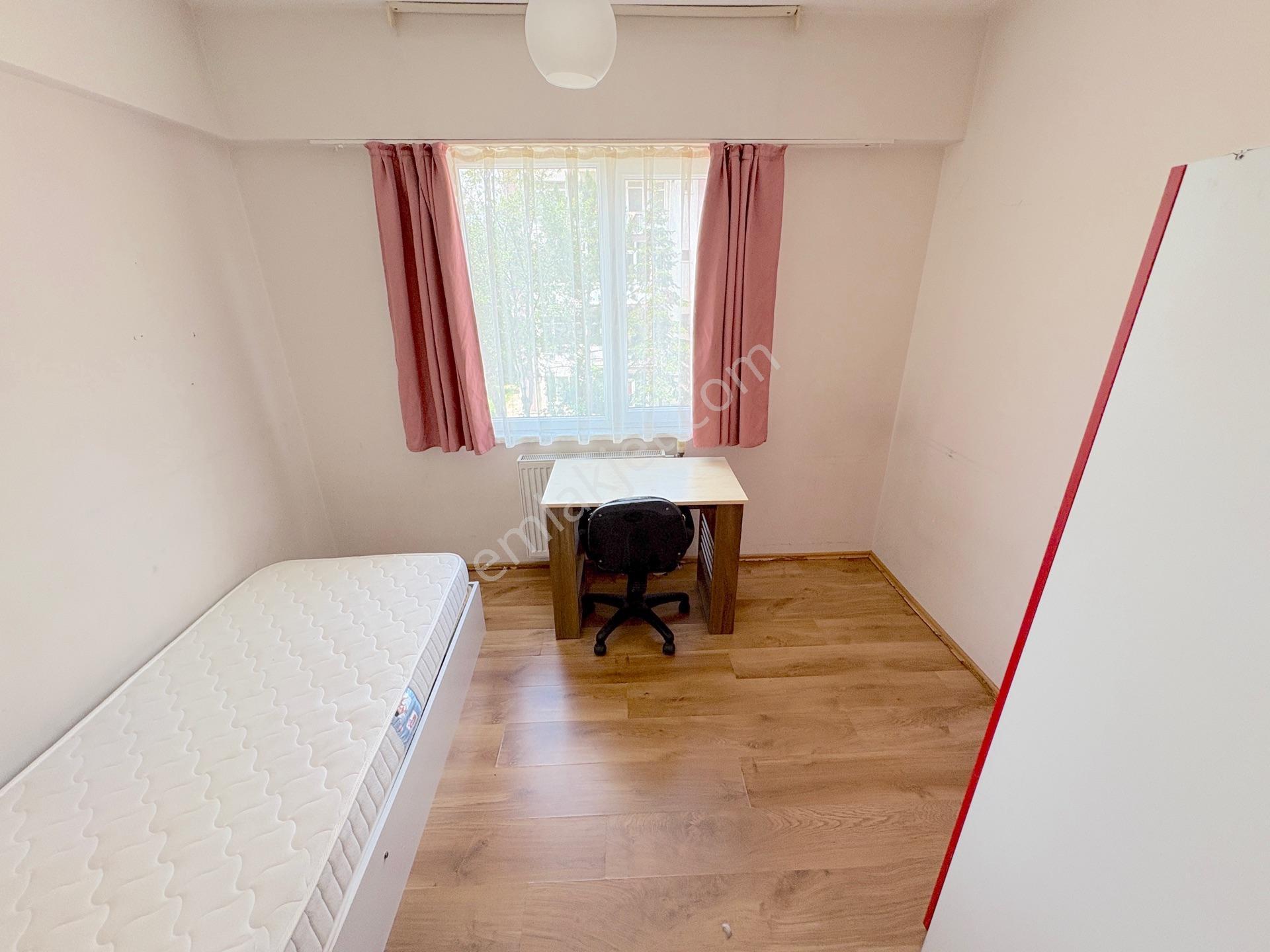 Marmara'dan Ayşekadın Yerleşkesineyakın 1+1 Kiralık - Görsel 2