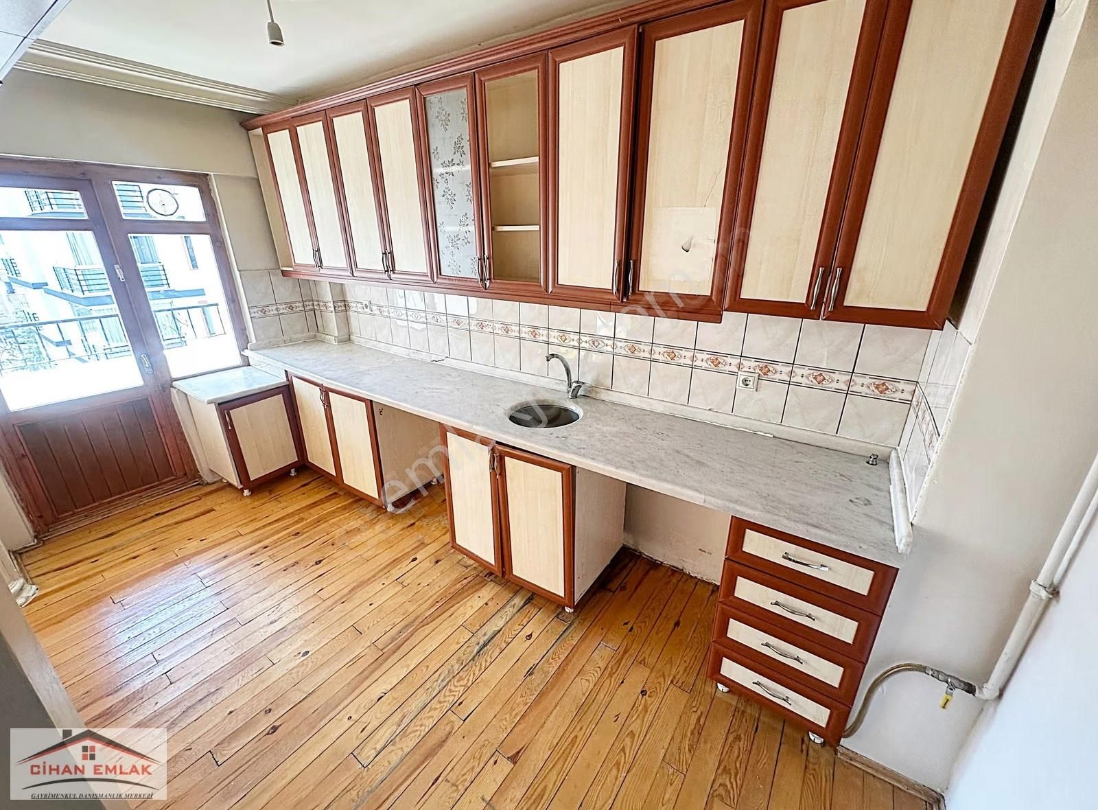 Cihandan Barıştepe Mah Erolkaya Cad Paralel Kapalı Teras 5+1 - Görsel 2