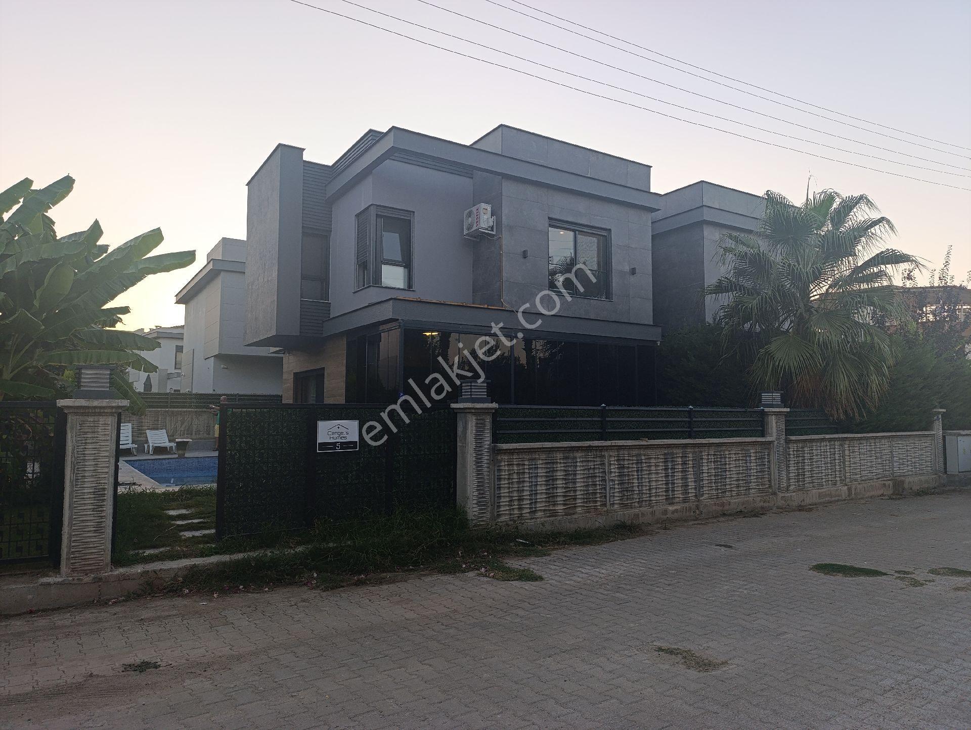 Denize 300 Metre Mesafede Full Eşyalı Özel Havuzlu - Görsel 9