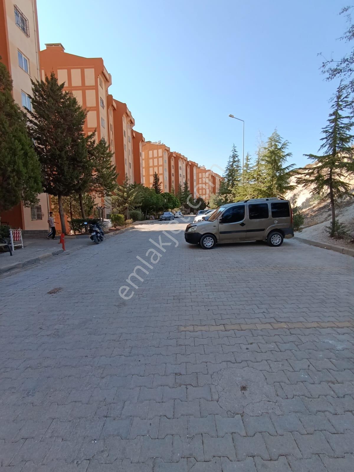 Ayyıldız Emlaktan 2+1 Ara Kat Kiracılı Üniversite Toki - Görsel 12