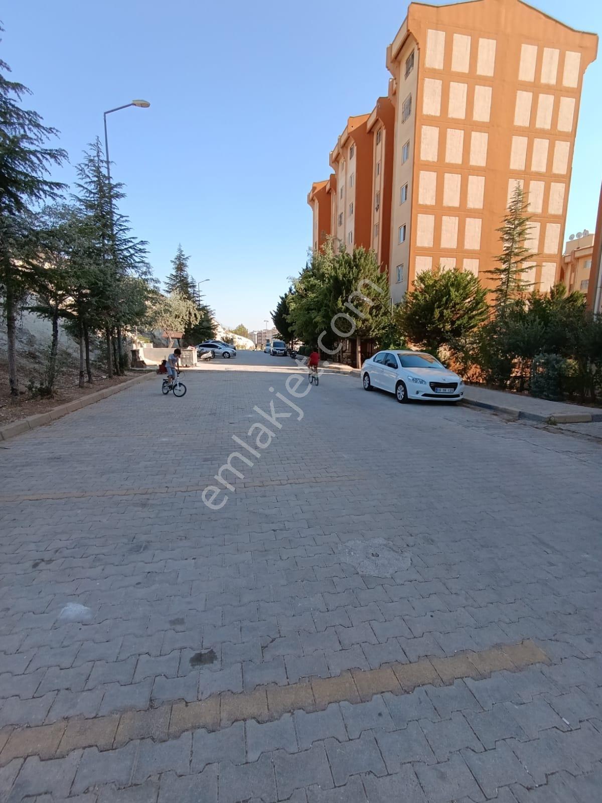 Ayyıldız Emlaktan 2+1 Ara Kat Kiracılı Üniversite Toki - Görsel 13
