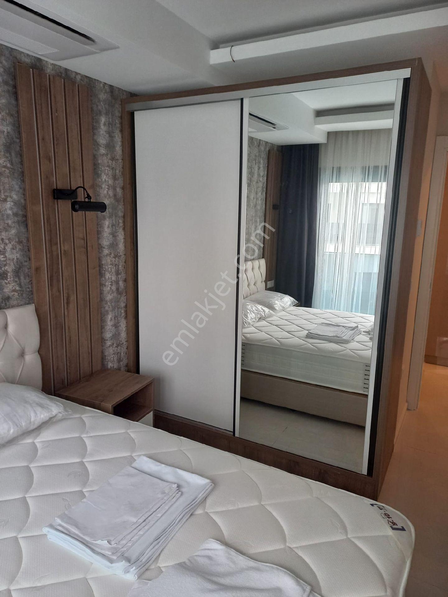 Kuşadası Kadınlar Denizi 1+1 Eşyalı Daire - Görsel 12