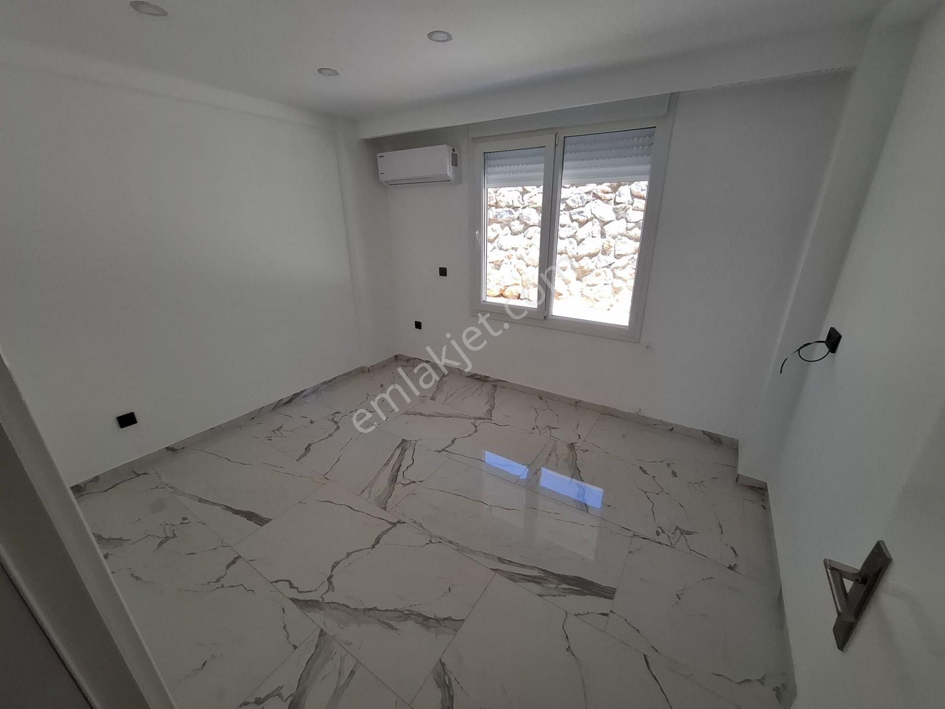 Akbük'te Havuzlu Sitede - Bahçeli 1+1 Satılık Daire - Görsel 3