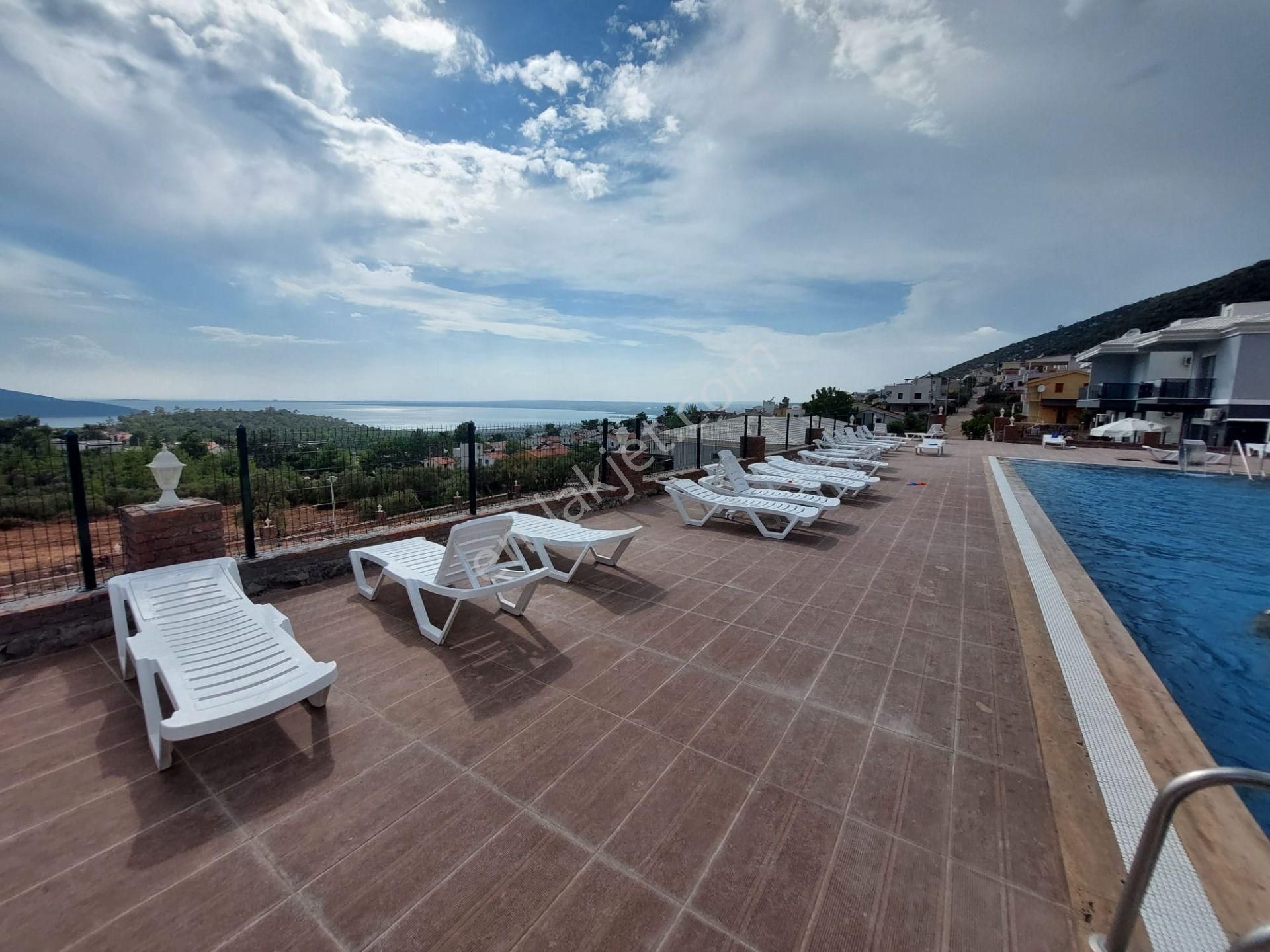 Akbük'te Havuzlu Sitede - Bahçeli 1+1 Satılık Daire - Görsel 16