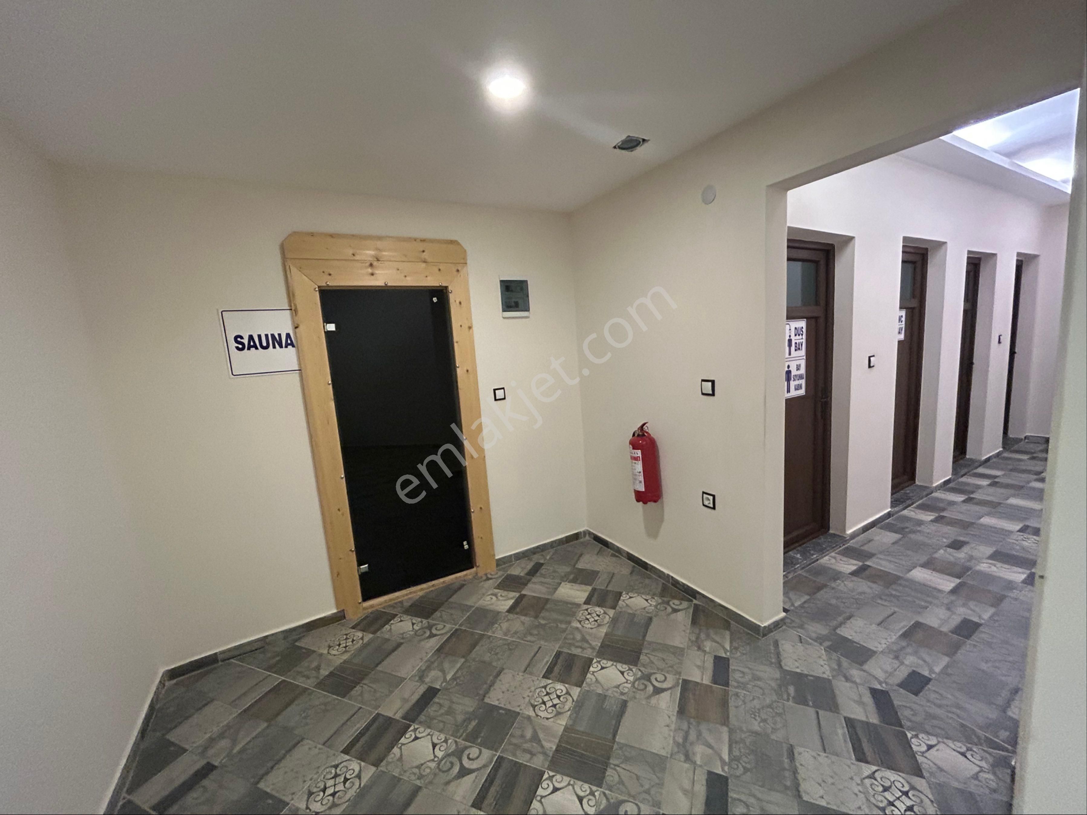 Kuşadası Merkezde Satılık Muhteşem Bahçeli Rezidans Daire - Görsel 7