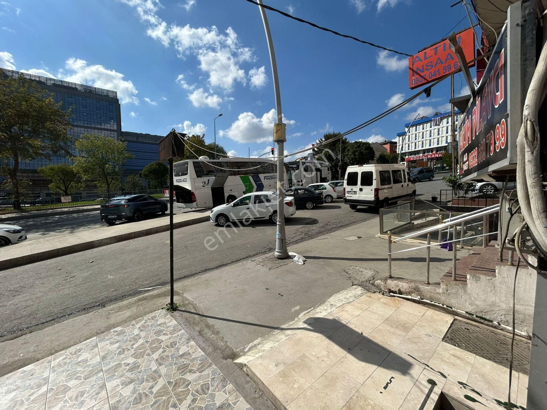 !!!istanbul Sultangazide Satılık 210 M2 Dükkan!!!! - Görsel 2