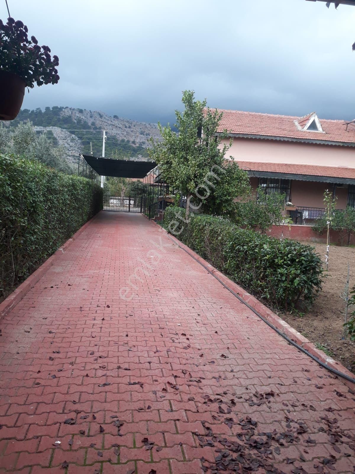 Avg Den Döşemealtında İki Ayrı Müstakil Ev - Görsel 2