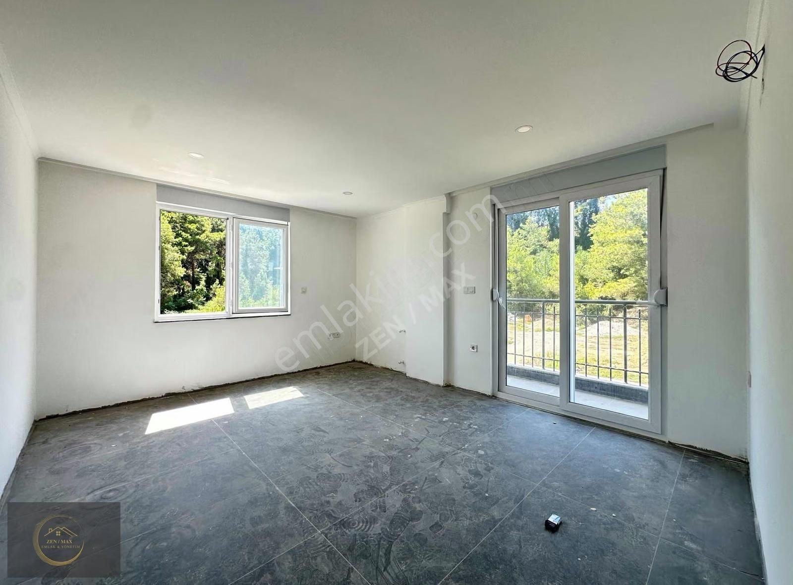 Sarılarda Doğa Manzaralı 5+1 Sıfır Dubleks Havuzlu Daire - Görsel 11