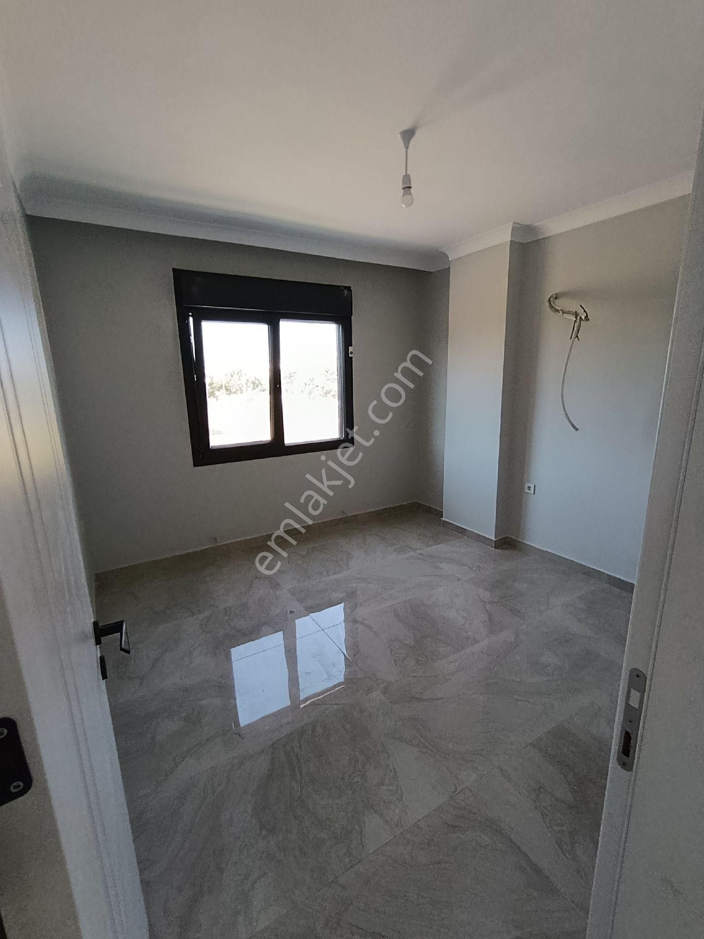 Taş Emlak'tan Geniş Bahçeli Sıfır Villa - Görsel 29