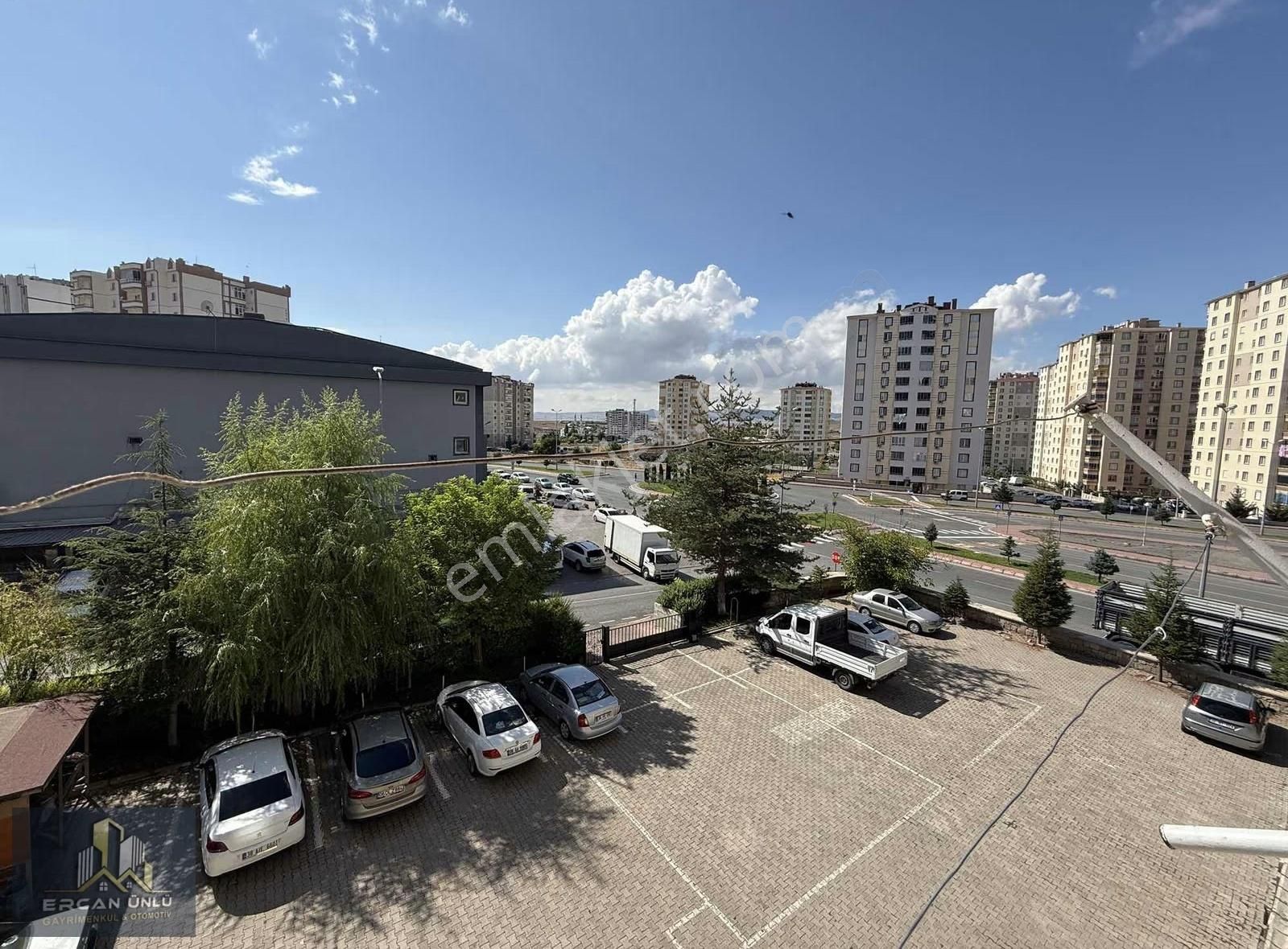 Beyazşehir Mah.'de İçerisi Full Yapılı Güney Cephe Fırsat Daire - Görsel 11