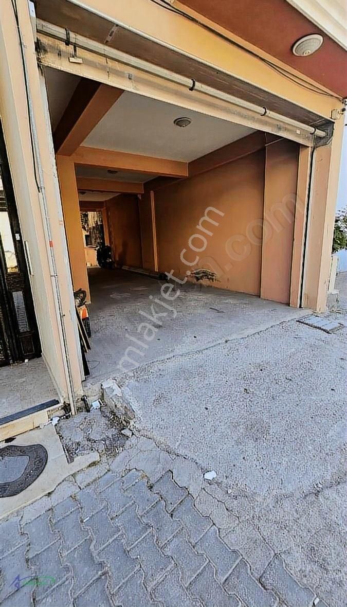 Çiğli'de Anadolu Caddesi'ne Yakın Satılık Dükkan - Görsel 11