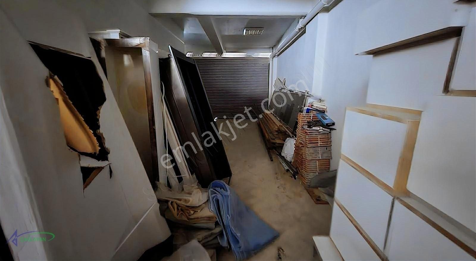 Çiğli'de Anadolu Caddesi'ne Yakın Satılık Dükkan - Görsel 14