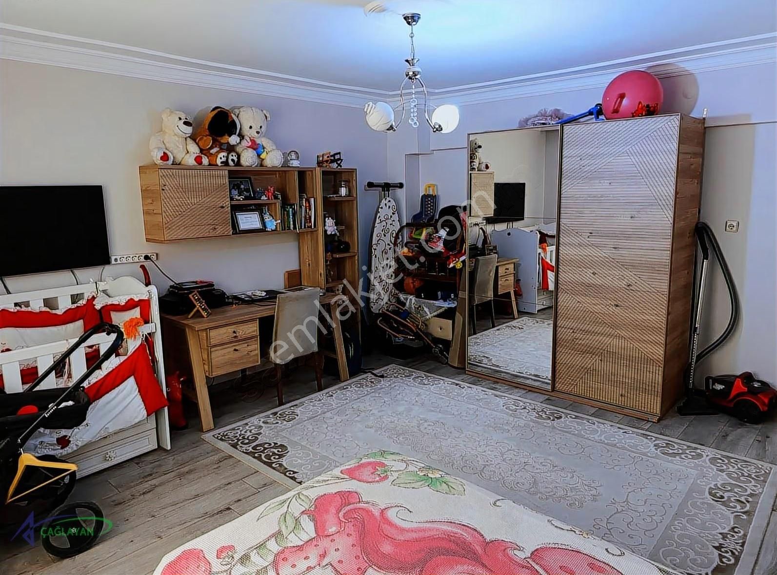 Bornova Mevlana Mahallesinde Ful Tadilatlı Satılık Daire - Görsel 11