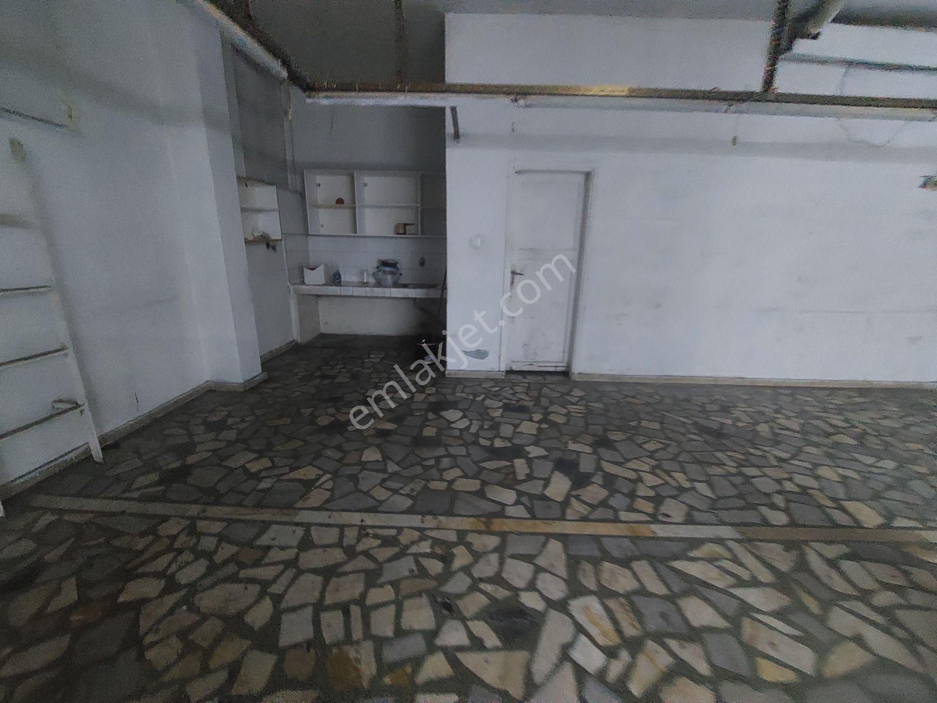 Şeref Emlak Satılık Dükkan 3,950,000 Tl - Görsel 10