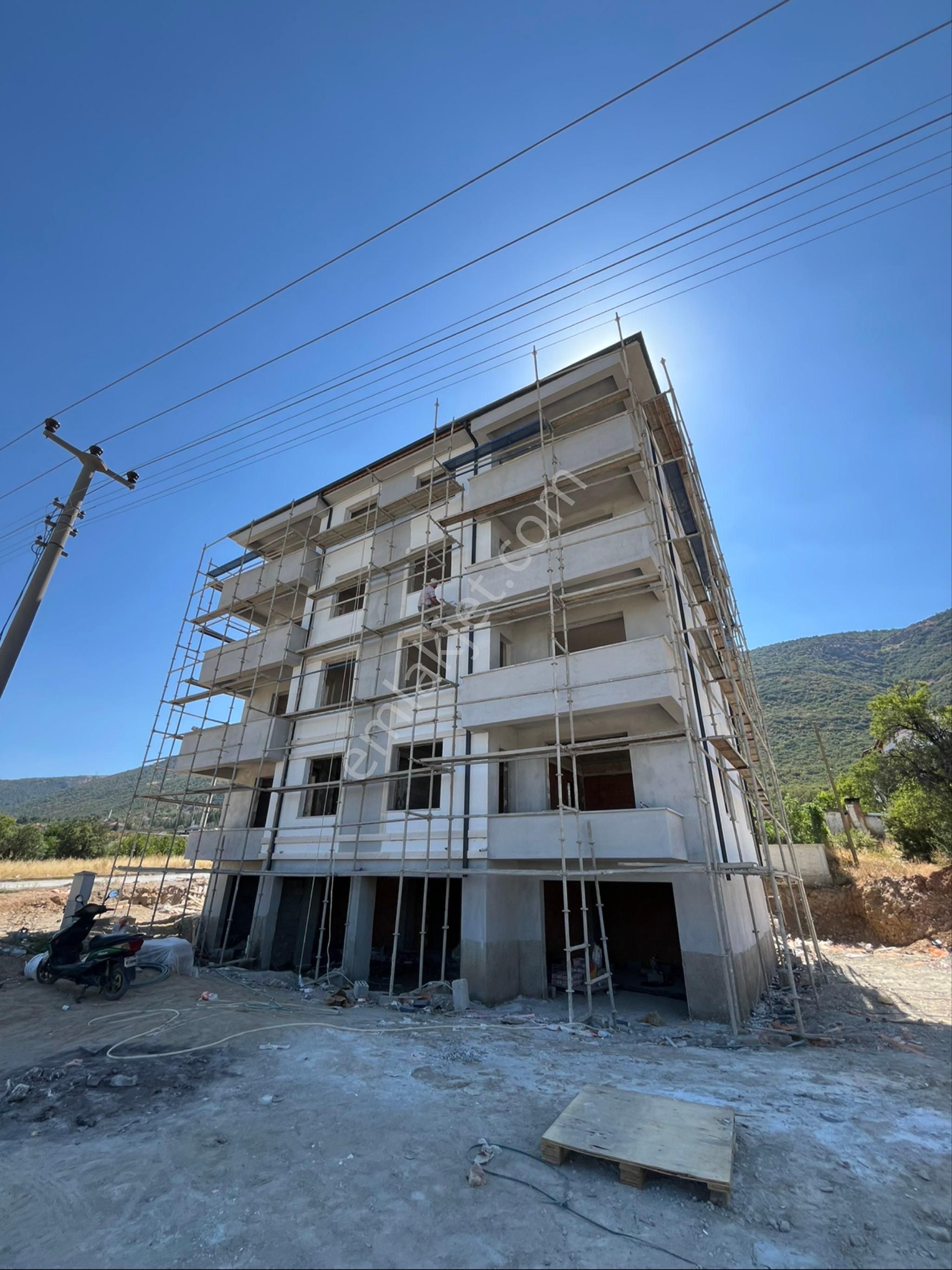 Murat Emlaktan Satılk Garjlı Sıfır Daire